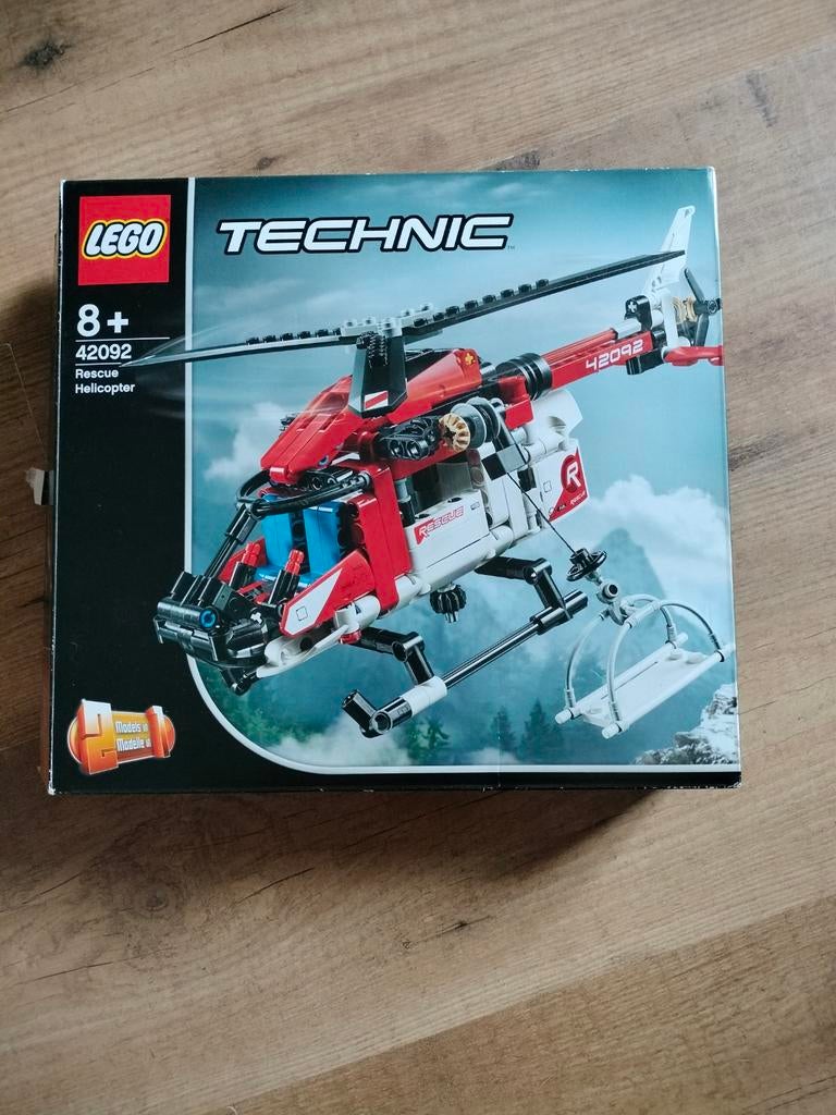 Lego technic rescue helicopter 42092, Lego, Compleet, Ophalen of Verzenden, Zo goed als nieuw