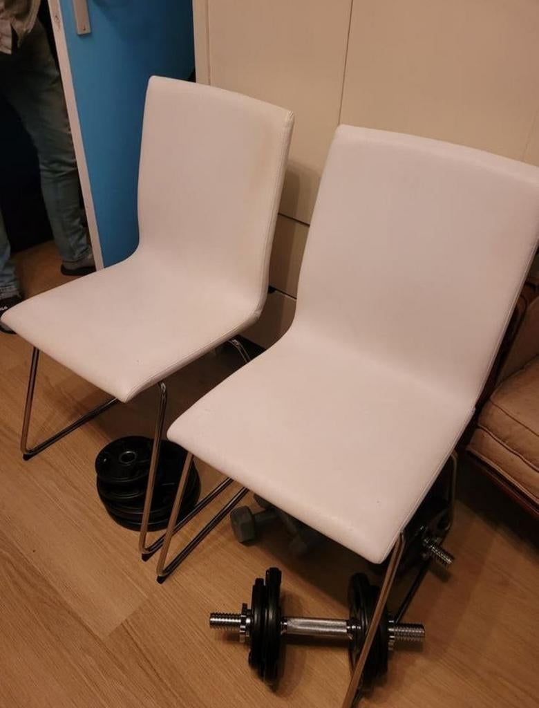 2x Ikea Volfgang stoelen wit kunstleer met chroom onderstel, Ophalen, Gebruikt, Twee, Wit