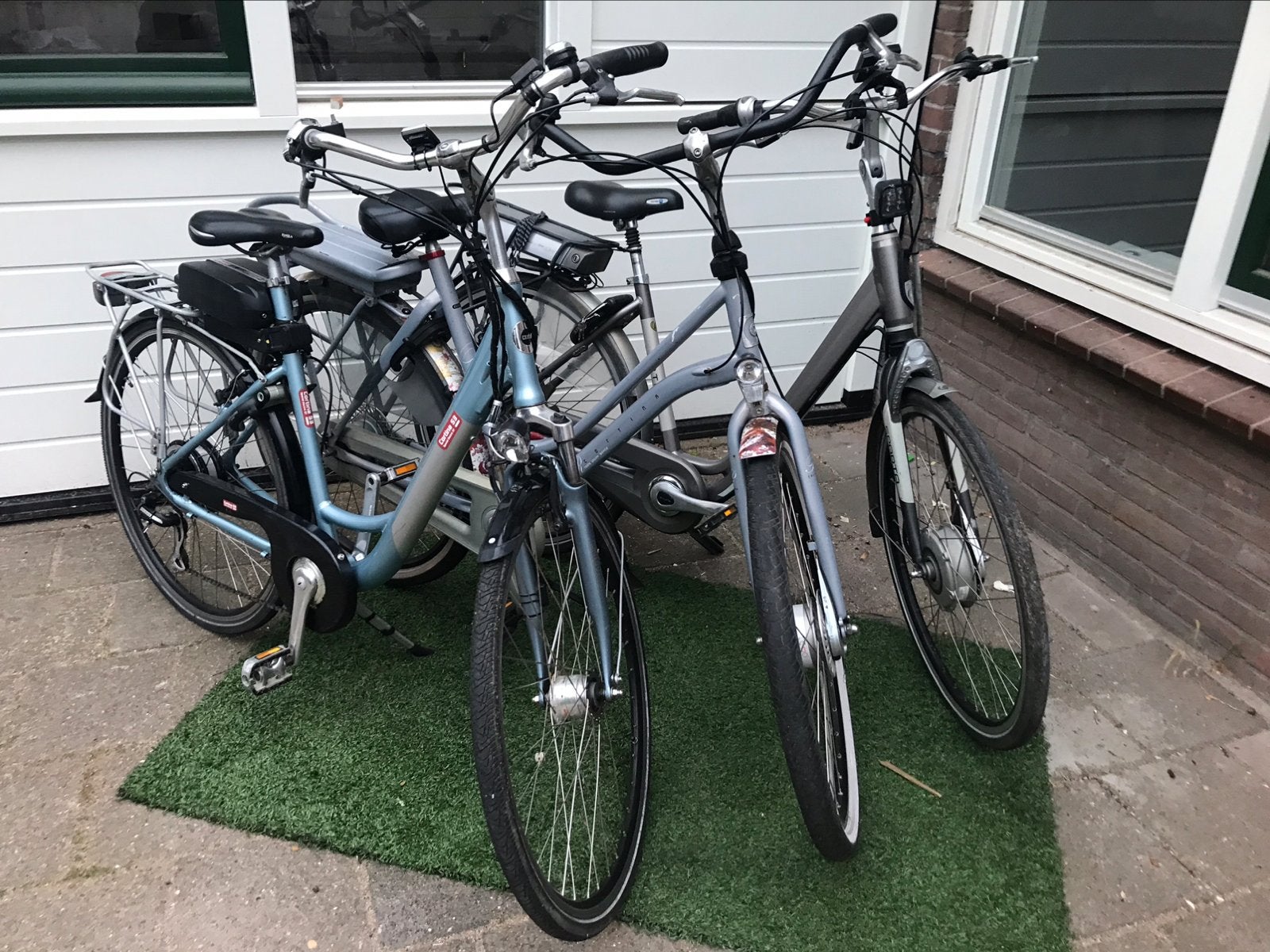 3 elektrische damesfietsen 28 inch met versnelling, Ophalen of Verzenden, Zo goed als nieuw, Overige merken