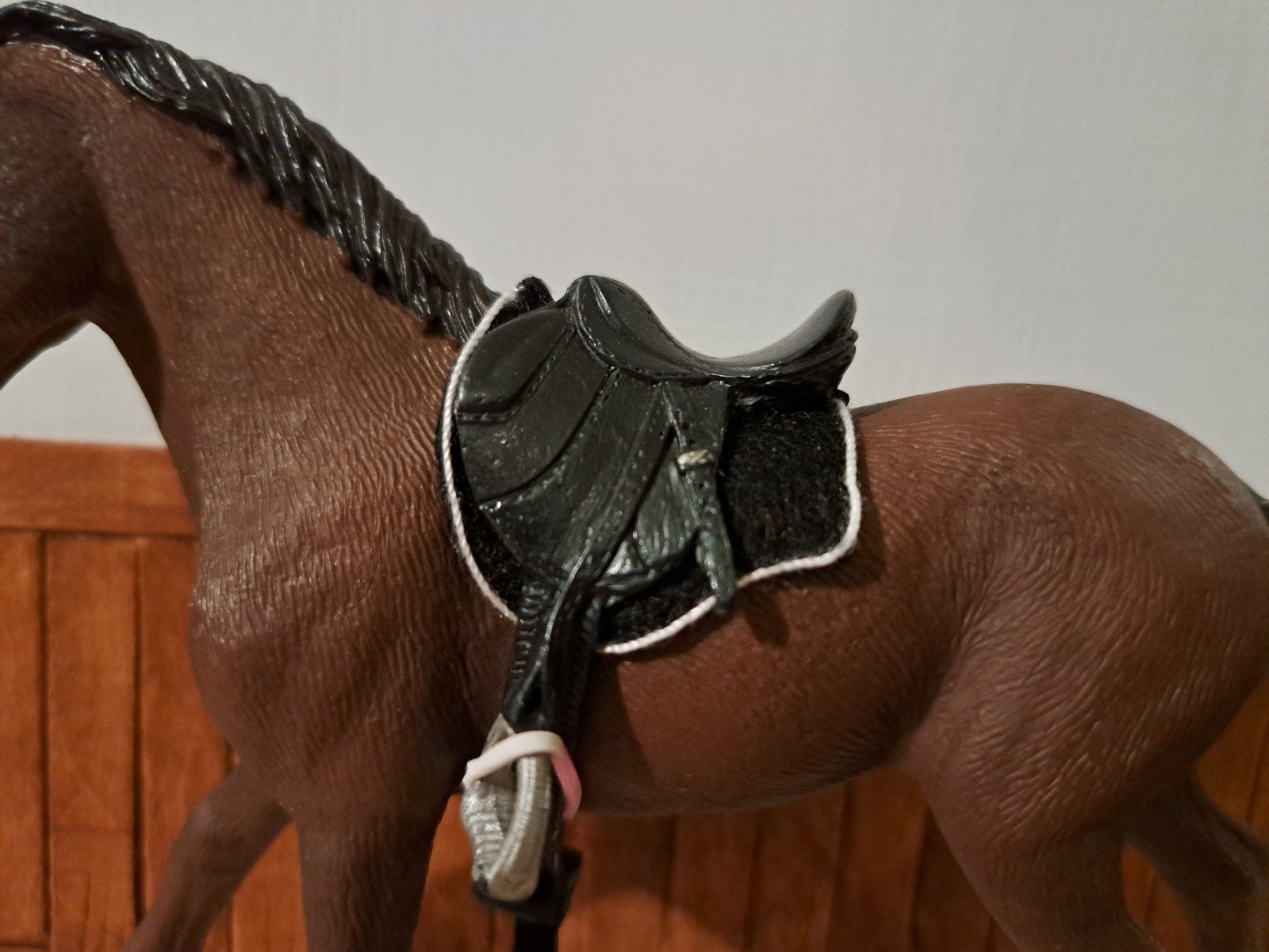 schleich zadel dekje zwart, Ophalen of Verzenden, Zo goed als nieuw, Paard, Beeldje of Figuurtje