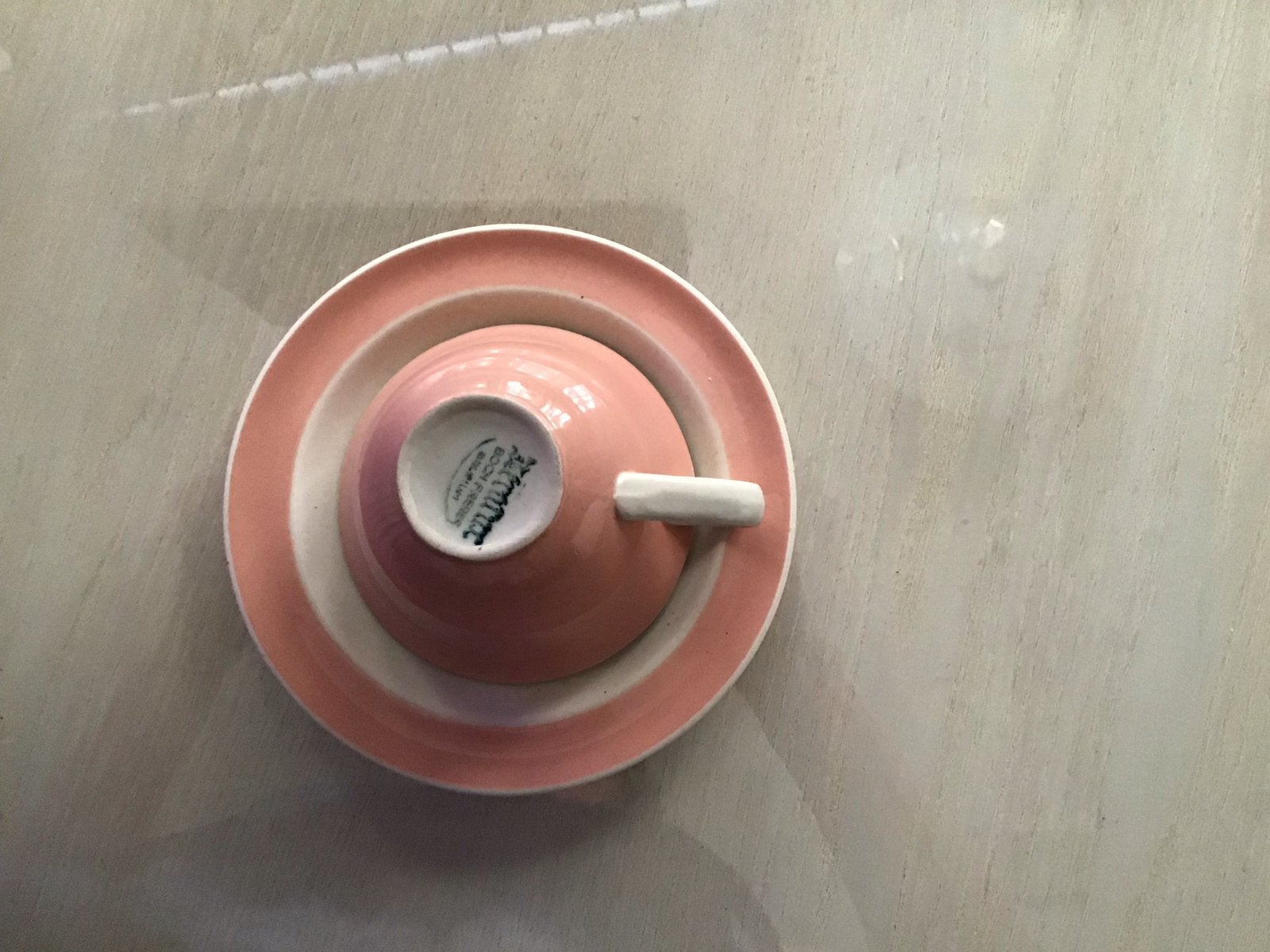 Vintage Boch Frères Keramis Koraal Roze Kop en Schotel, Antiek en Kunst, Ophalen of Verzenden