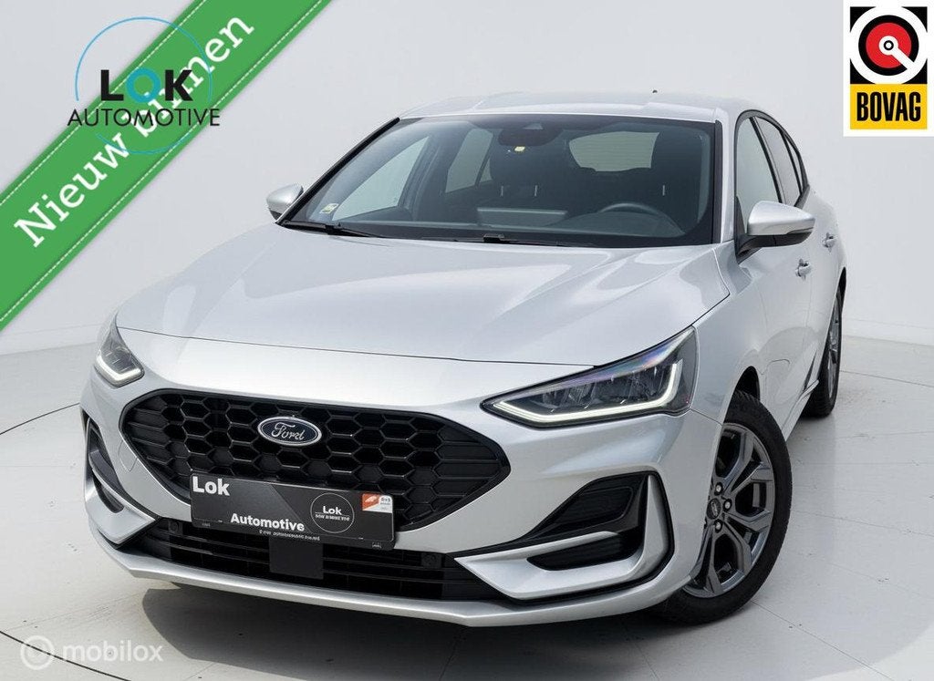 Ford Focus 1.0 EcoBoost Hybrid ST Line CAMERA|AUTOMAAT|LED|, Stof, Gebruikt, Zwart, Automatische klimaatregeling