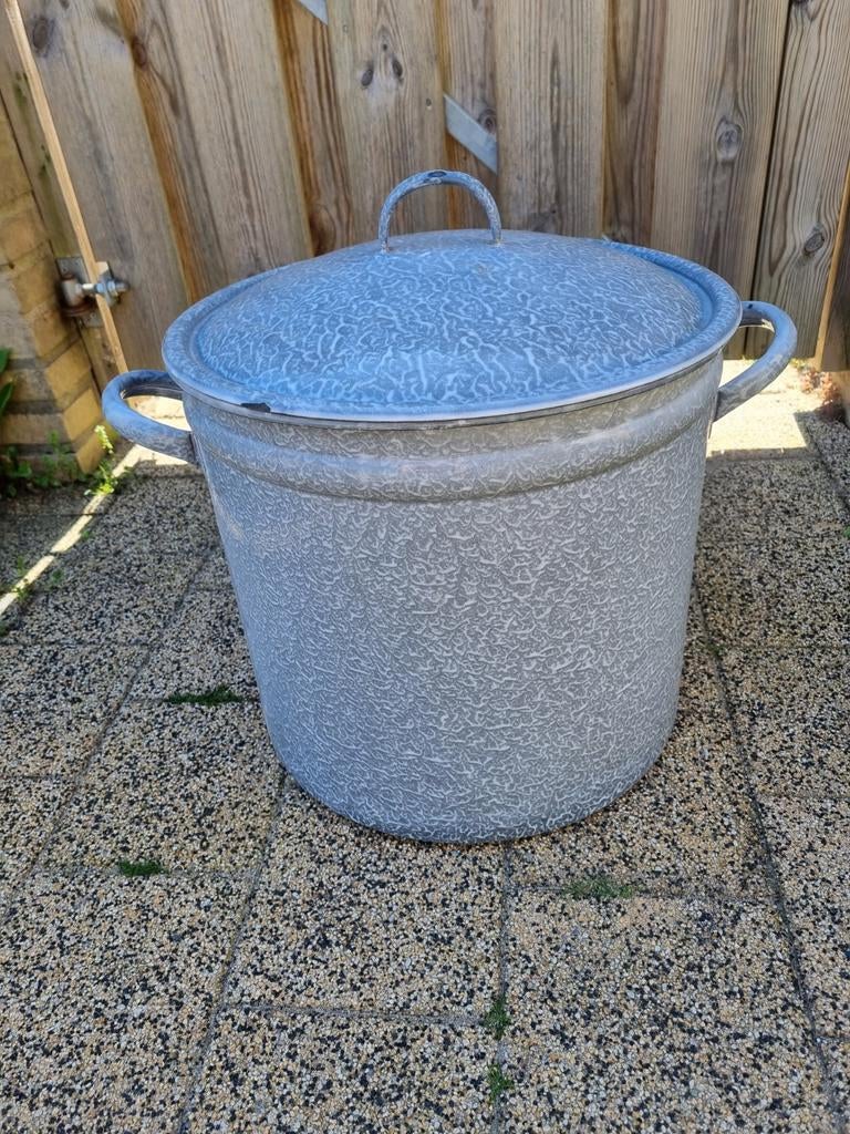 Grote Emaille pan met deksel 4040 cm €20 info 06 11363680, Huis en Inrichting, Keuken | Potten en Pannen, Ophalen, Overige materialen