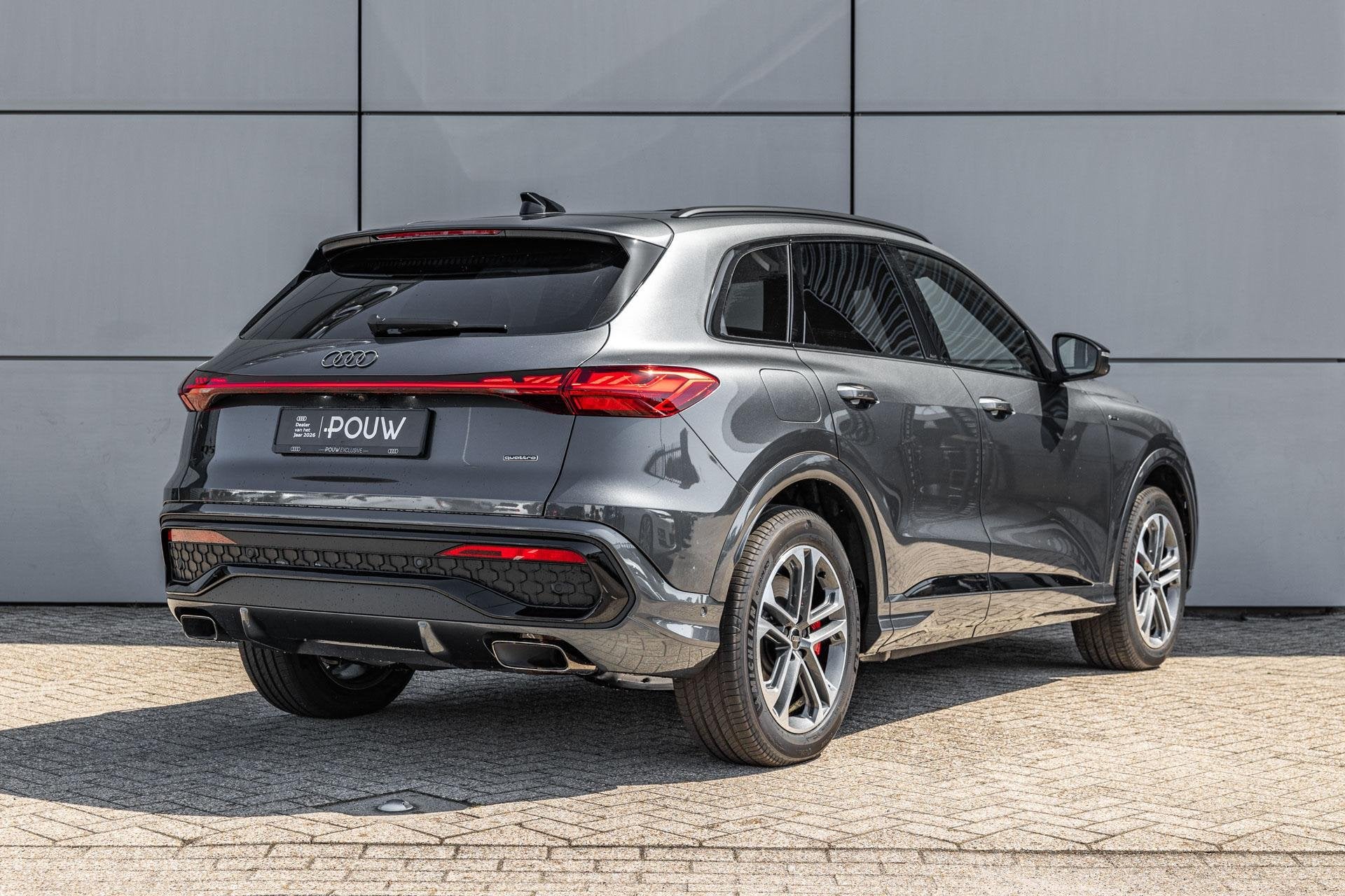 Audi Q5 2.0 TFSI e-hybrid quattro S edition Competition | Te, Auto's, Audi, Automaat, 12 maanden, 4 cilinders, 150 min