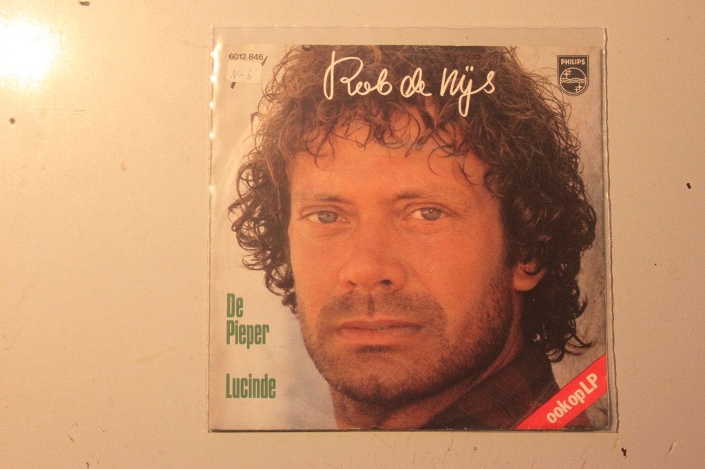 700k - rob de nijs--a--de pieper--b--lucinde, Cd's en Dvd's, Vinyl Singles, Ophalen of Verzenden, Gebruikt, Nederlandstalig