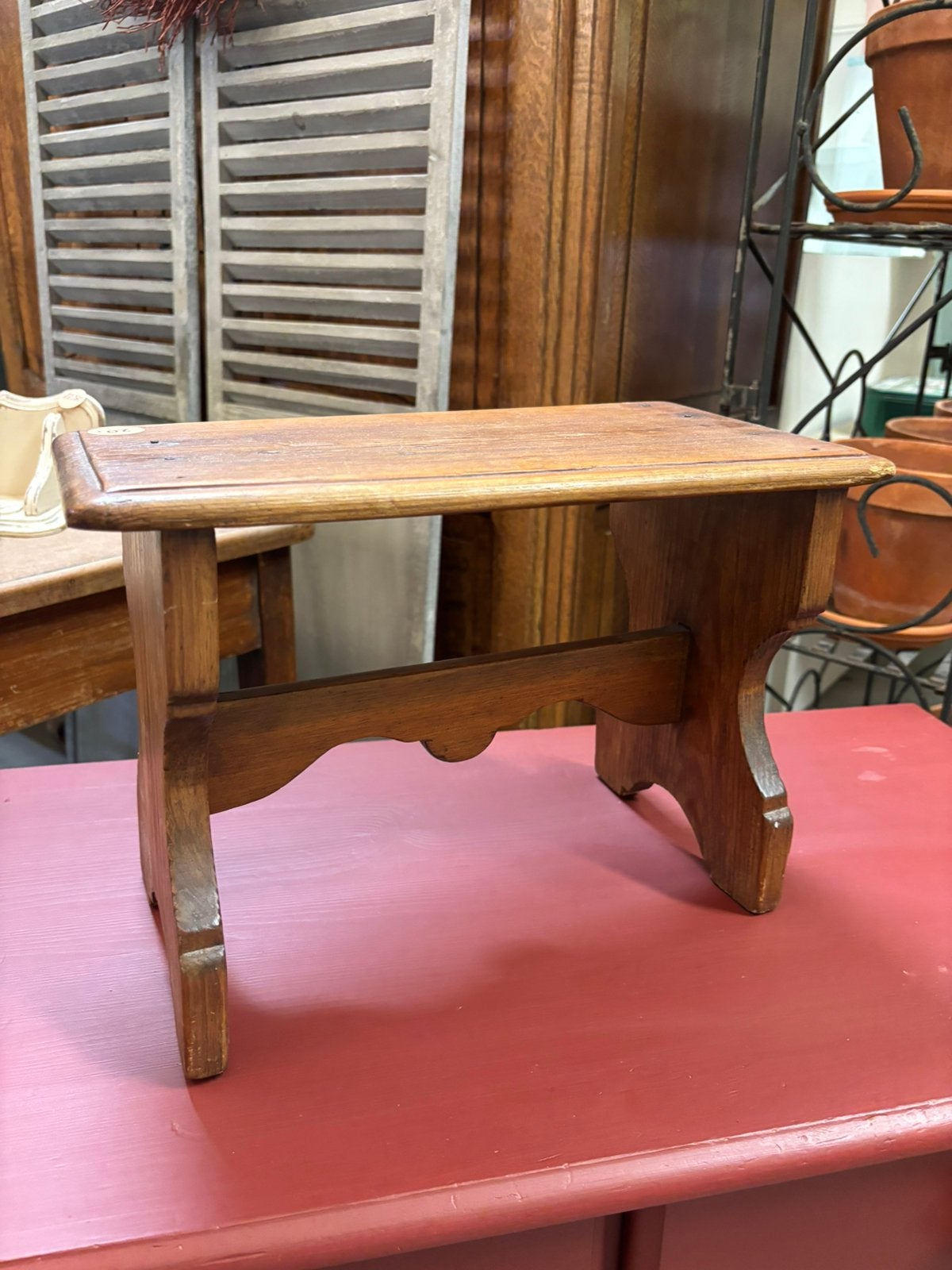 Brocante houten vensterbankkrukje / krukje, Ophalen of Verzenden