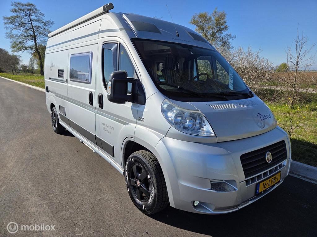 Karmann mobil DAVIS 590 FB buscamper 2009 ☆Euro-4 Vastbed, Caravans en Kamperen, Campers, Buscamper of Camperbus, Koelkast, Bedrijf