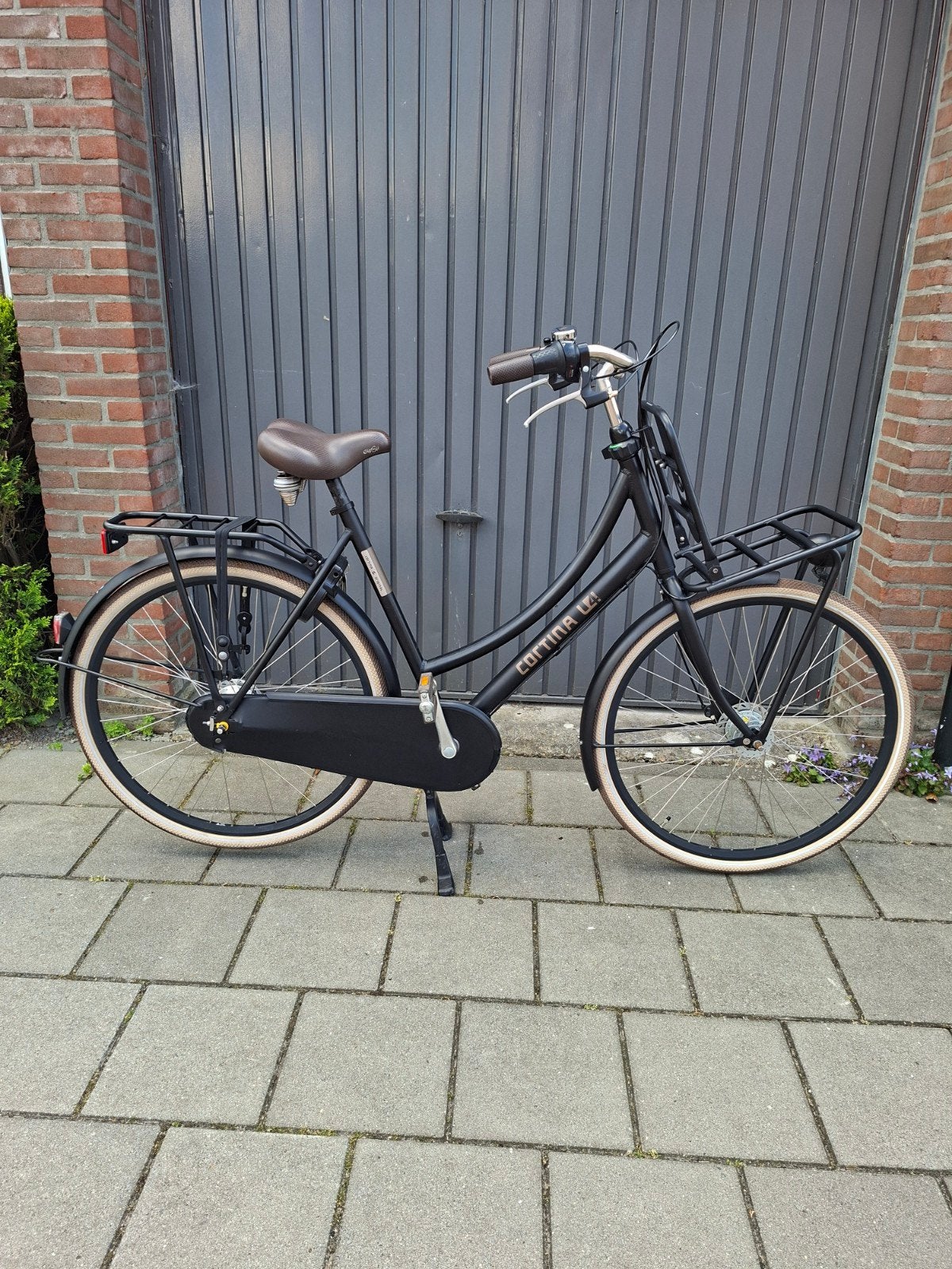 Cortina U4 ND7 Transportfiets mat zwart - Maat 57, Fietsen en Brommers, Fietsen | Dames | Damesfietsen, (Extra) lage instap, Velgrem