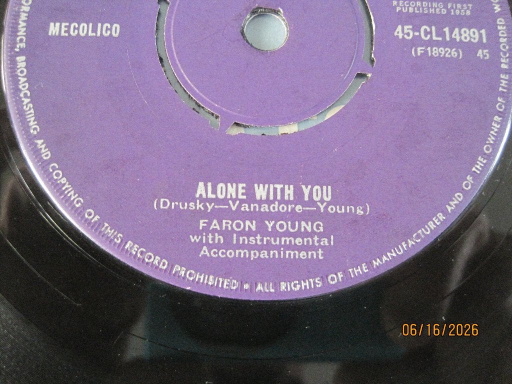 Faron Young  -  Alone with you '58, Originele persing, Ophalen of Verzenden, Zo goed als nieuw, 7 inch