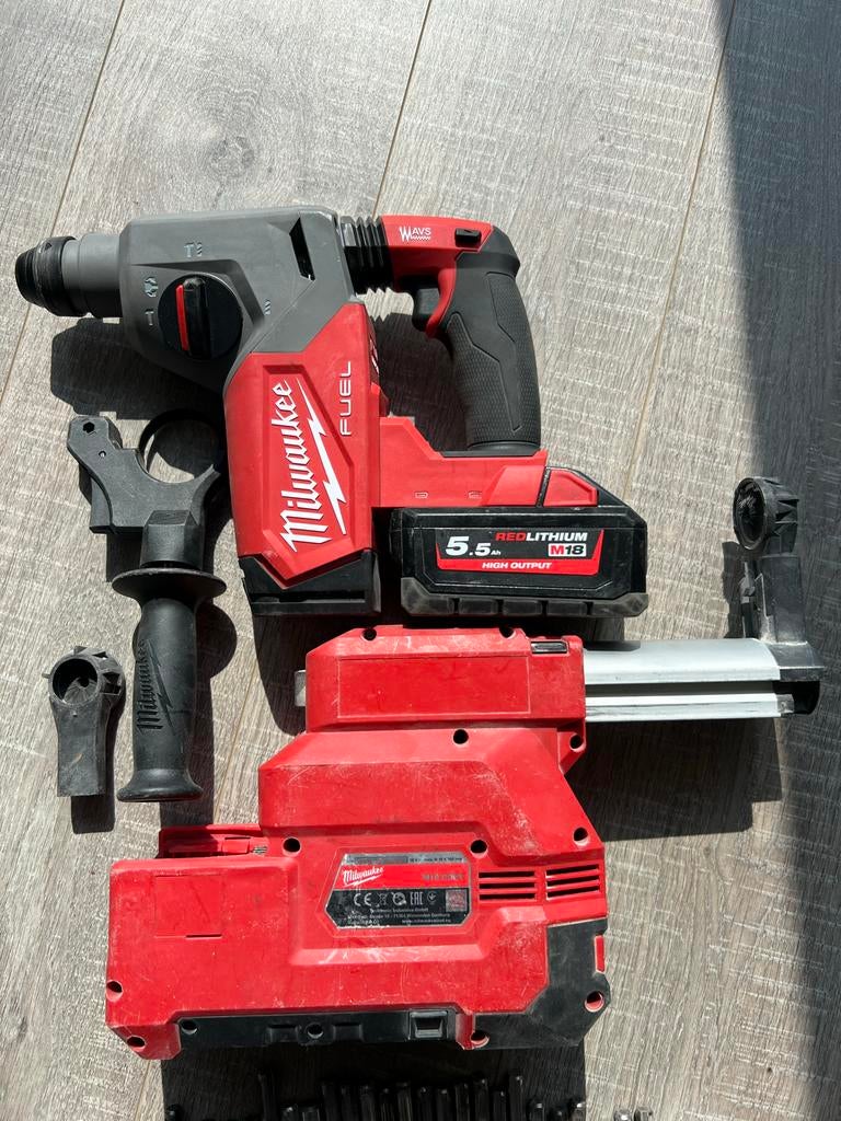 Milwaukee M18 FH FUEL Boorhamer met Stofzuiger, Ophalen, Boor- en/of Breekhamer, Klopboormechanisme, Gebruikt