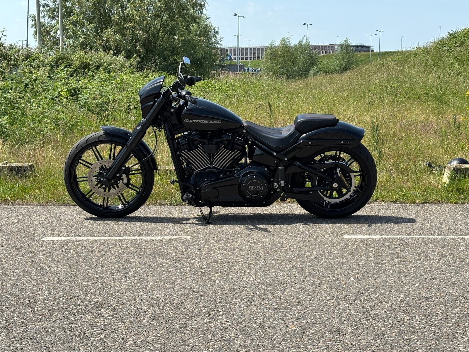 Harley-Davidson Breakout 114 (2017) Vance & Hines, Motoren, Motoren | Harley-Davidson, Occasion, Particulier, Meer dan 35 kW, LED Verlichting