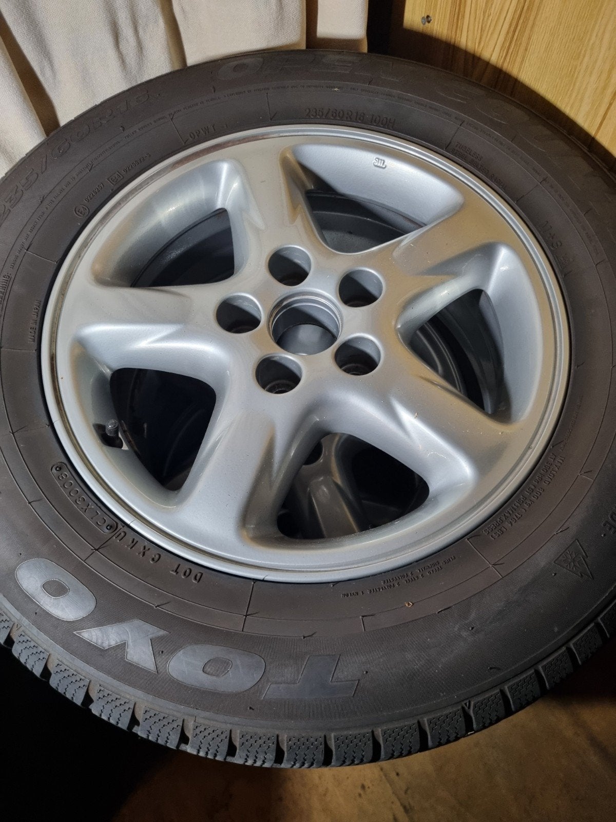 velgen met m+s banden 235/60 R16 100H toyota RAV4 TOYO, Ophalen, Gebruikt, 16 inch, Banden en Velgen