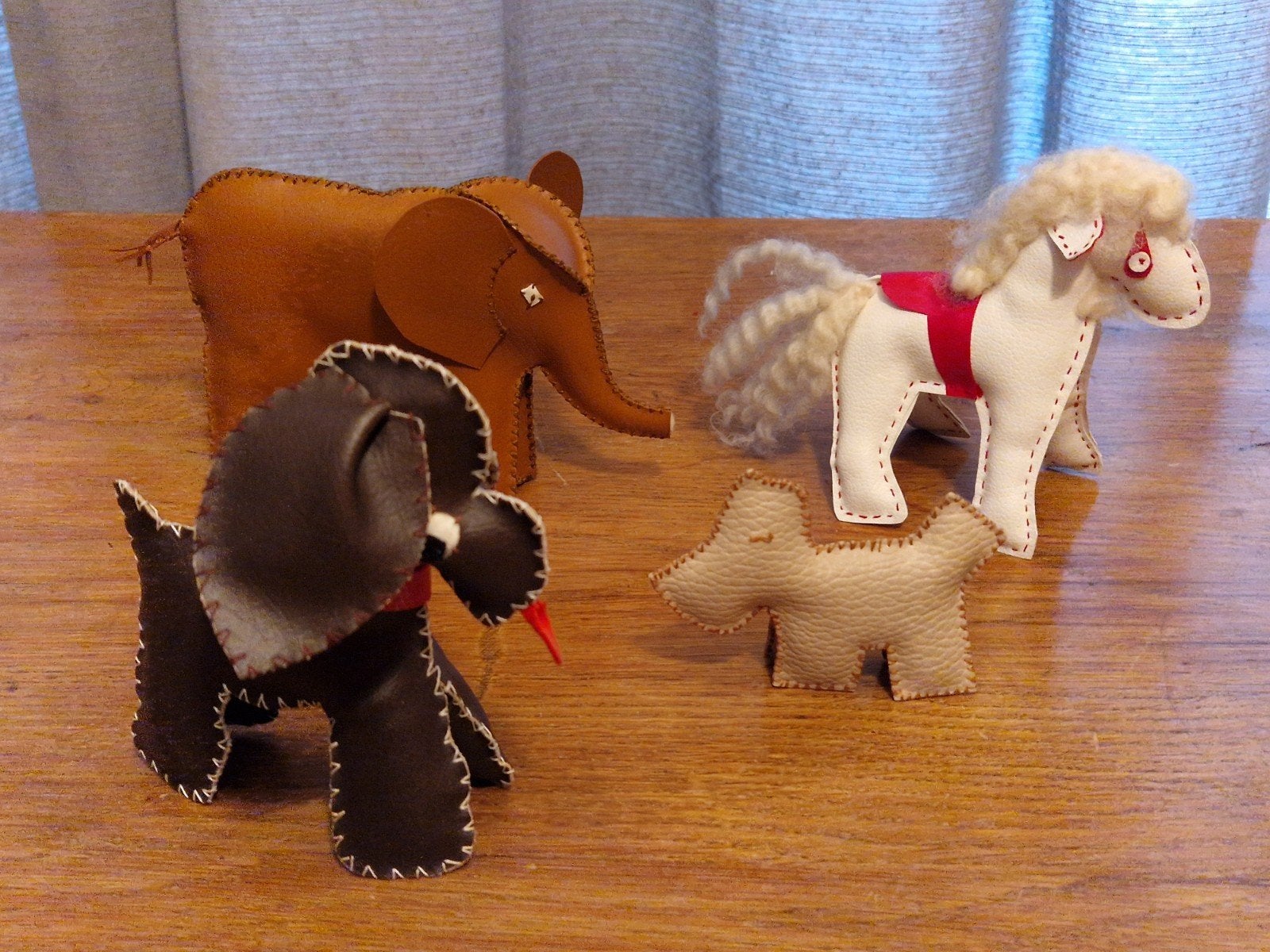 Vintage design dieren van leer, grootste 12 X 5 X 13 cm, Ophalen of Verzenden, Zo goed als nieuw, Beeldje of Figuurtje