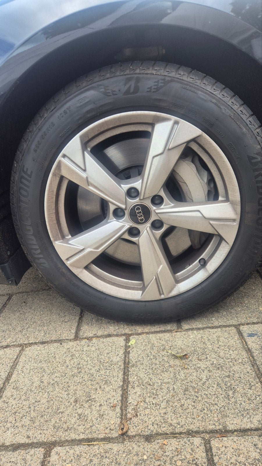 Originele Audi LM velgen met nieuwe Bridgestone Turanza band, 18 inch, Gebruikt, Banden en Velgen, Ophalen of Verzenden