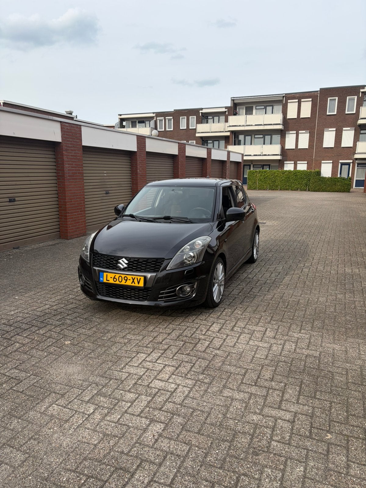 Suzuki Swift 1.6 Sport 2014 Zwart, Auto's, Voorwielaandrijving, 136 pk, 40 €/maand, Zwart