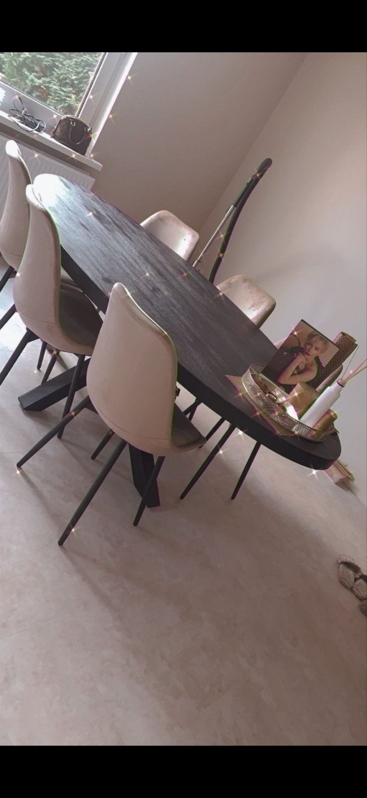 Stijlvolle Mango Houten Eettafel - Zwart Ovaal, Ophalen, 50 tot 100 cm, Zo goed als nieuw, 150 tot 200 cm