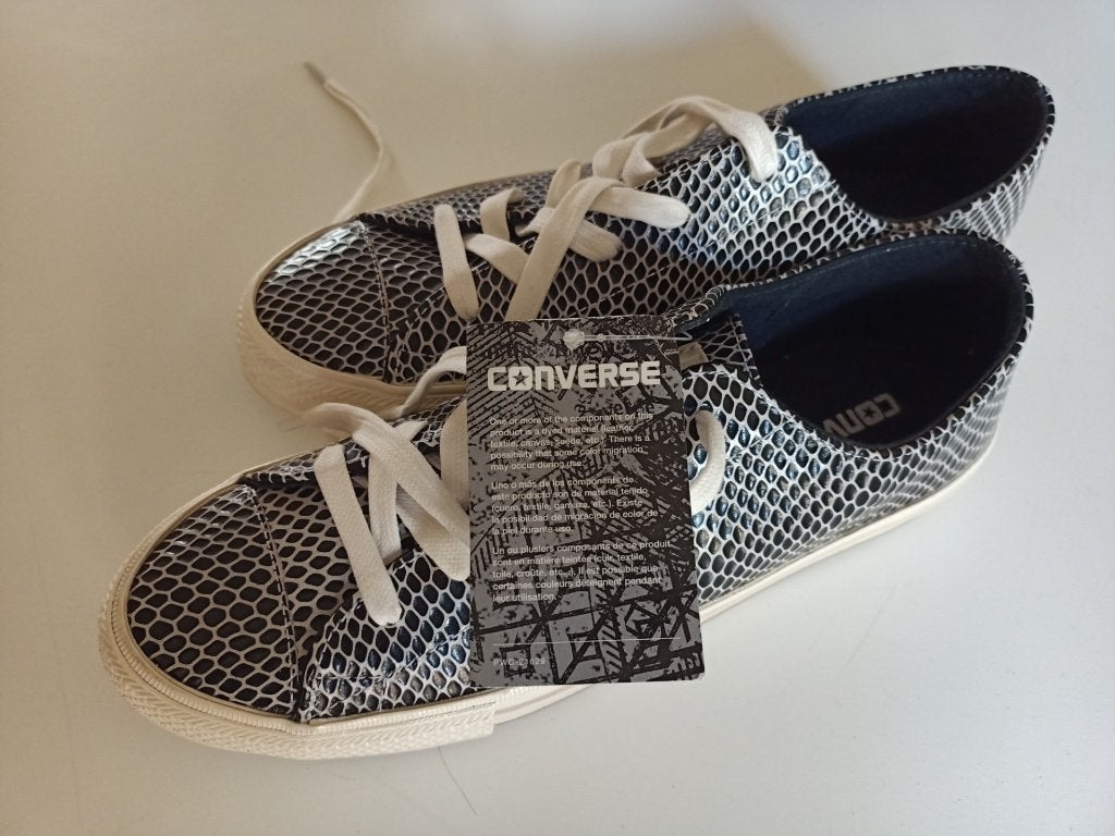 lederen Converse All Stars nieuw, Zwart, Nieuw, Ophalen of Verzenden, Sneakers of Gympen