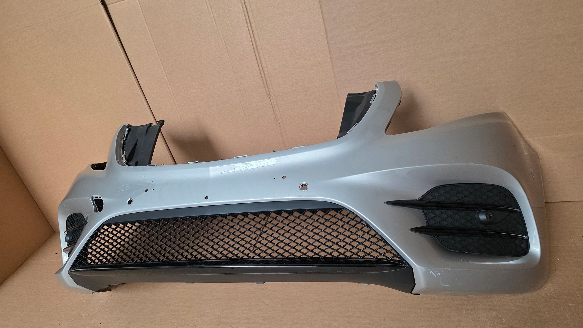 Voorbumper Mercedes V KLASSE W447 VITO AMG PDC A4478851000, Gebruikt, -, Voor, Ophalen of Verzenden