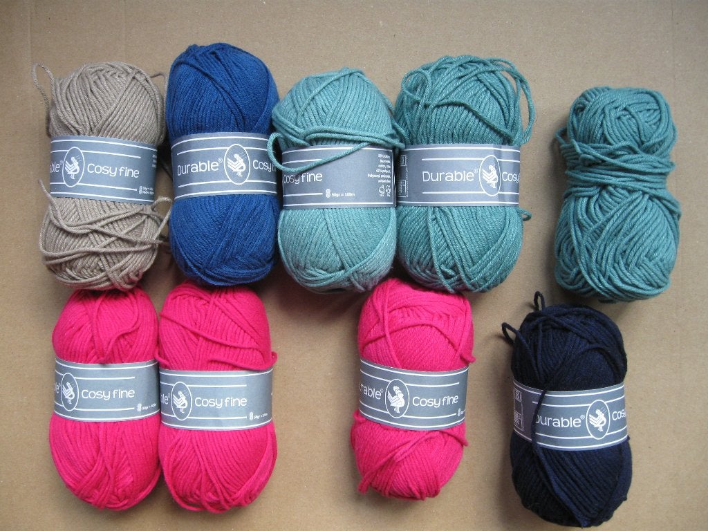 Durable Cosy Fine, ruim 8 bollen., Hobby en Vrije tijd, Breien en Haken, Ophalen of Verzenden, Zo goed als nieuw, Breien of Haken