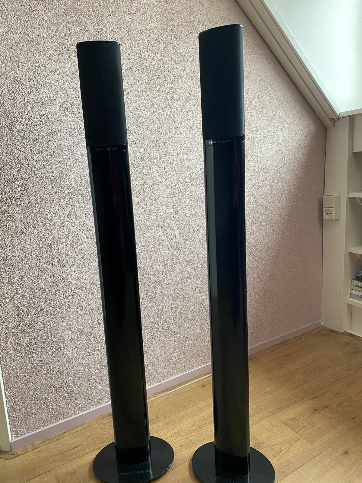 Herman/Kardon HTF S2 Speakers op standaard, Ophalen, Stereo speakers, Gebruikt, Inclusief standaarden