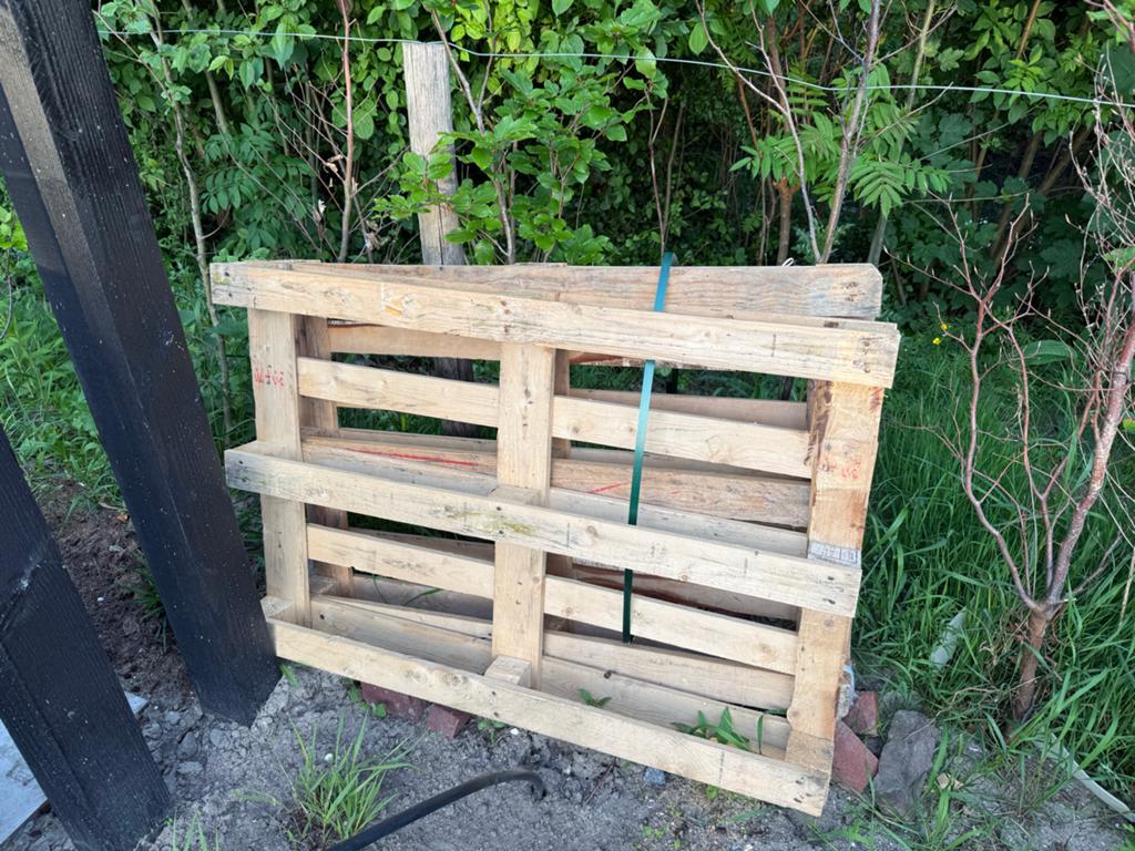 gratis! 4 Houten pallets -, Doe-het-zelf en Verbouw, Hout en Planken, Ophalen, Gebruikt, Pallet, Minder dan 200 cm