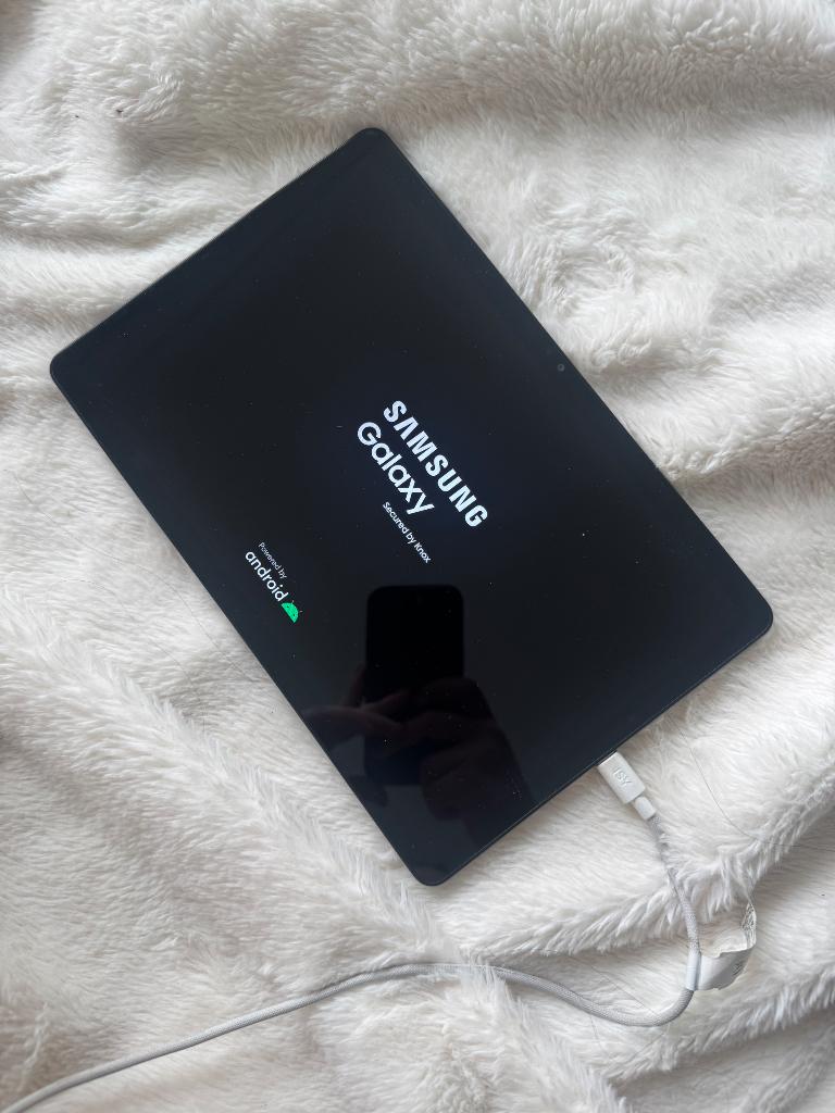 Samsung Galaxy Tab A9 + hoes, Zo goed als nieuw, Samsung, 64 GB, Ophalen