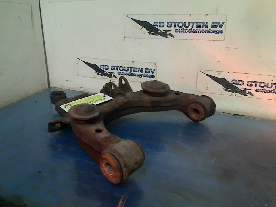 Draagarm Links Voor Toyota Land Cruiser 90 (J9) 2001, Gebruikt, Kundenbetreuung@toyota.de, Toyota-Allee 2, Köln 50858, , Duitsland