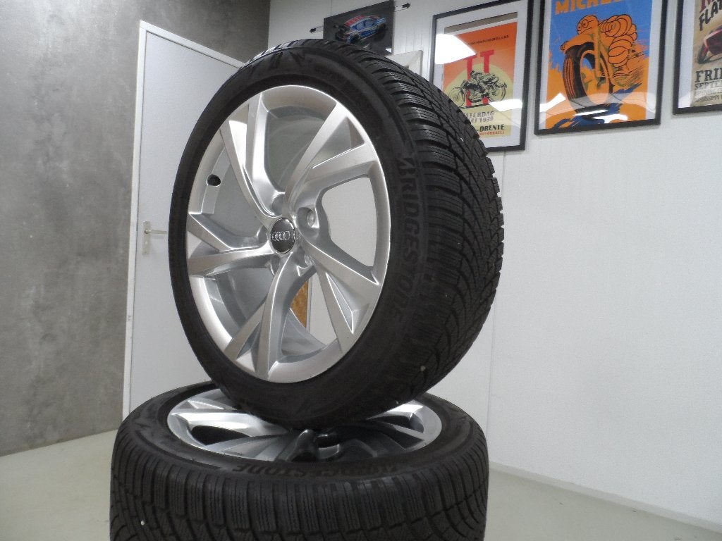 18 inch Audi A4 origineel winterbanden set, Gebruikt, Duitsland, Banden en Velgen, 235 mm