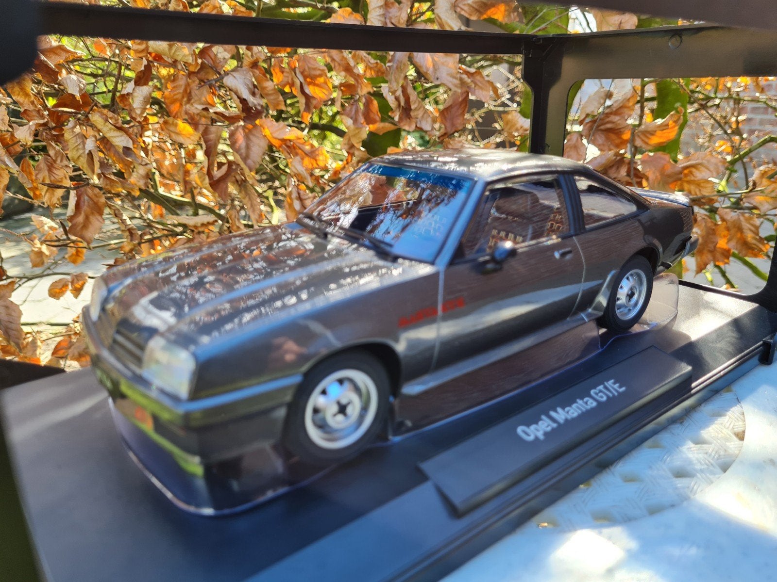 1:18 Opel Manta B GT/E uit 1981 Norev 750 stuks!!, Hobby en Vrije tijd, Modelauto's | 1:18, Ophalen of Verzenden, Nieuw, Auto