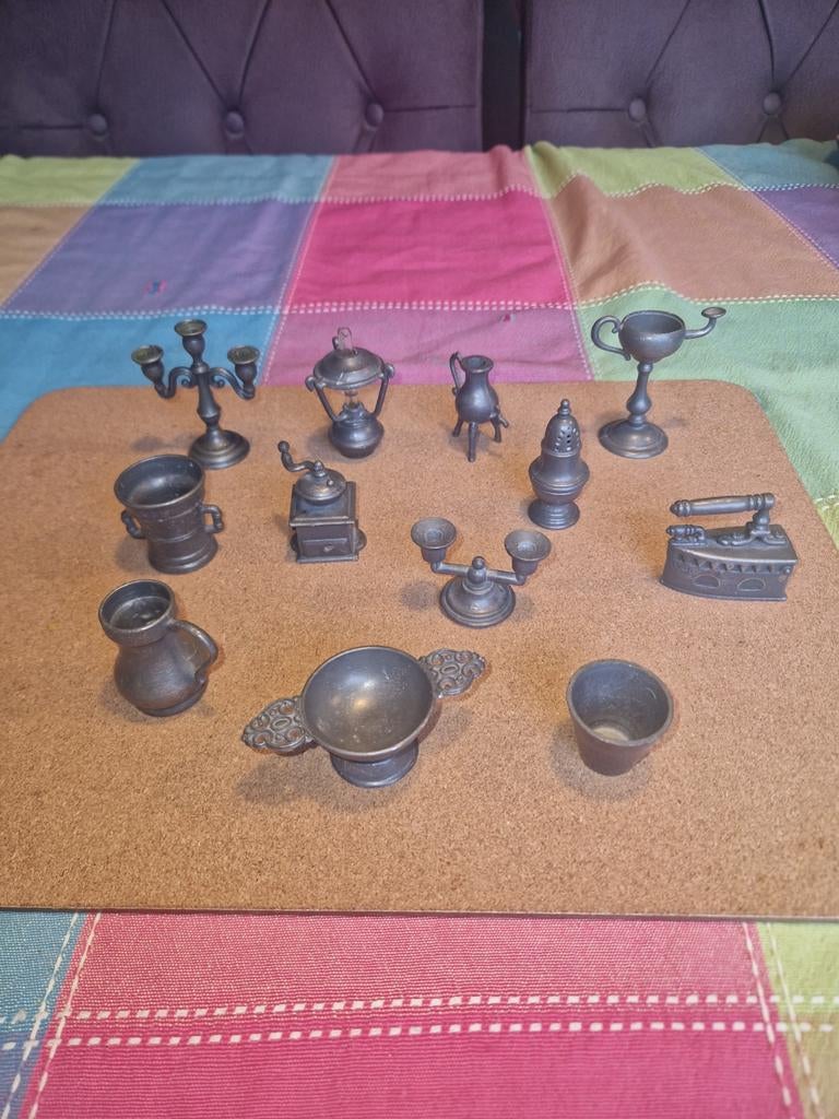 12 tinnen miniaturen figuren en lettermak in goede staat, Antiek en Kunst, Antiek | Tin, Ophalen of Verzenden