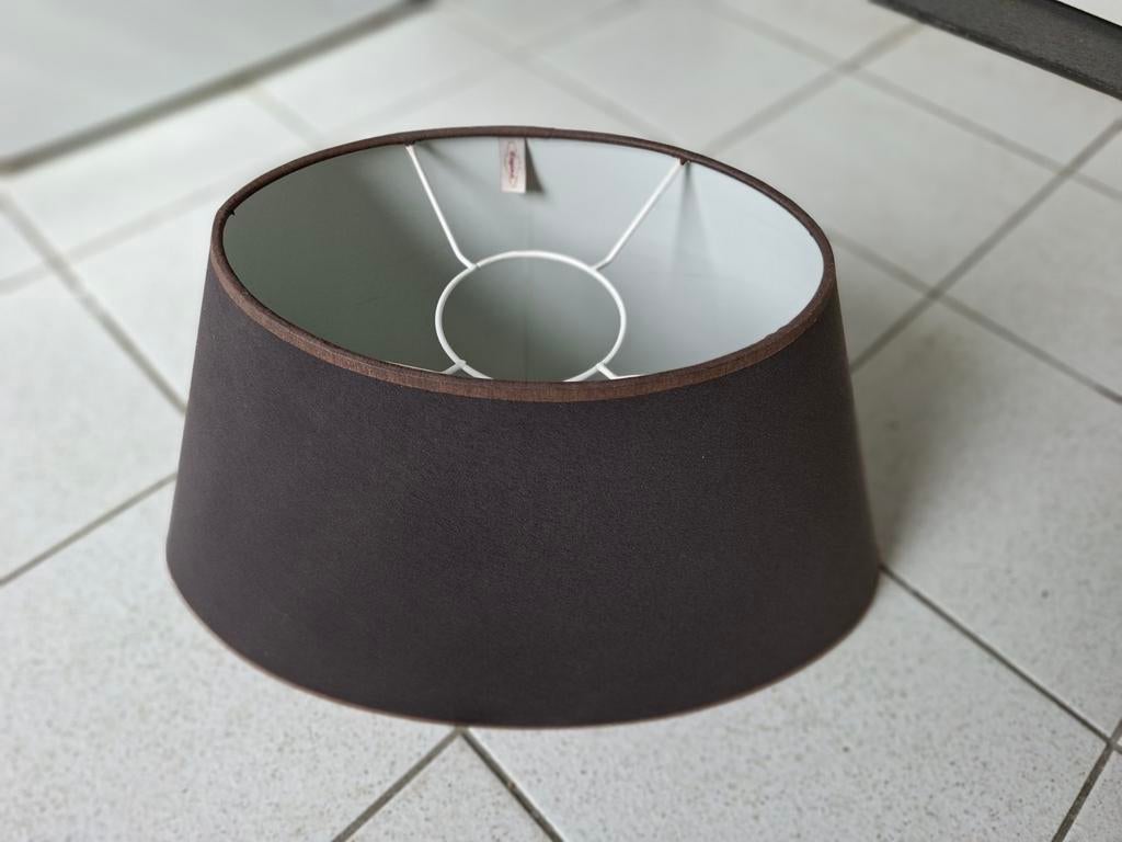 Mooie zwarte lampenkap, loopt taps, Ophalen of Verzenden