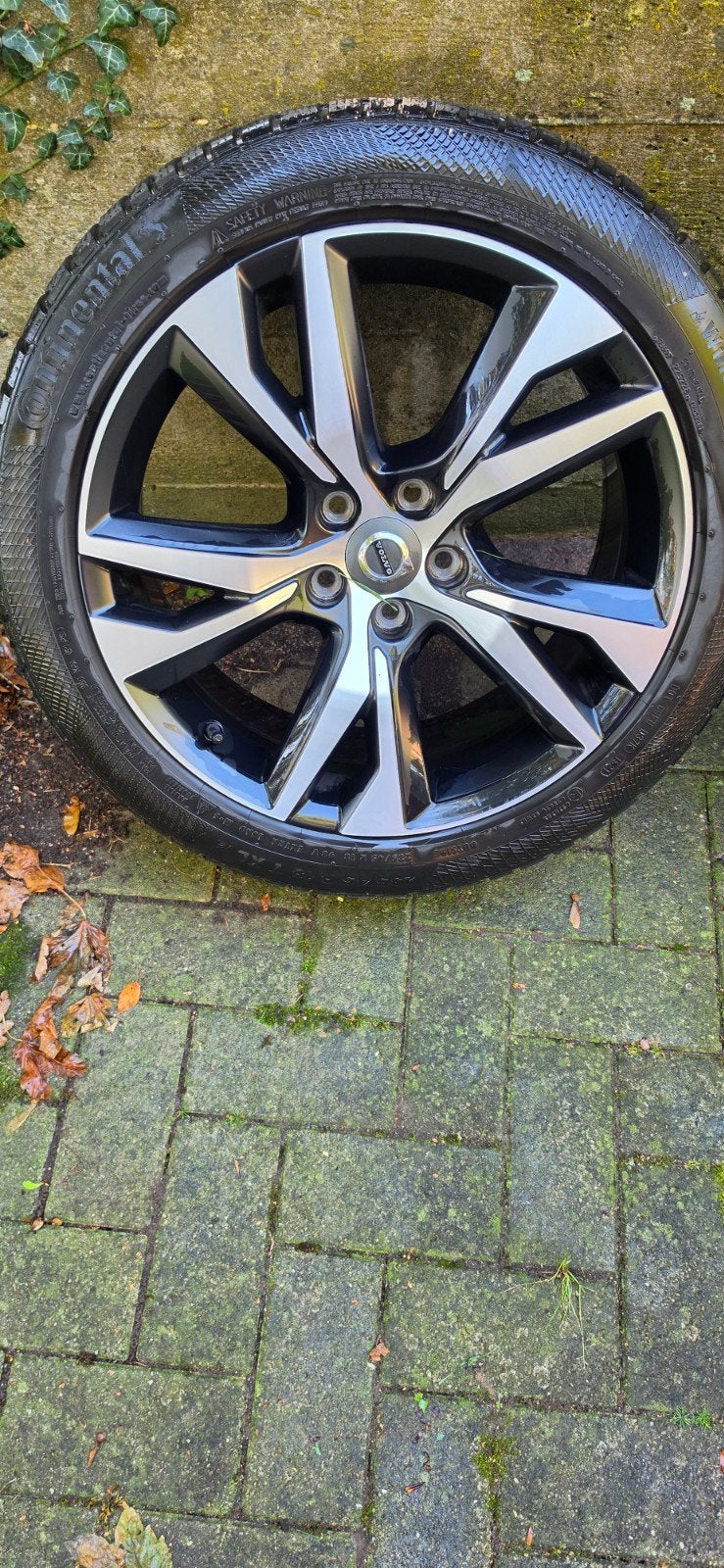 18 inch Volvo" 5 Double Spoke Matt Black Diamond Cut winterv, Ophalen, 18 inch, Gebruikt, Banden en Velgen