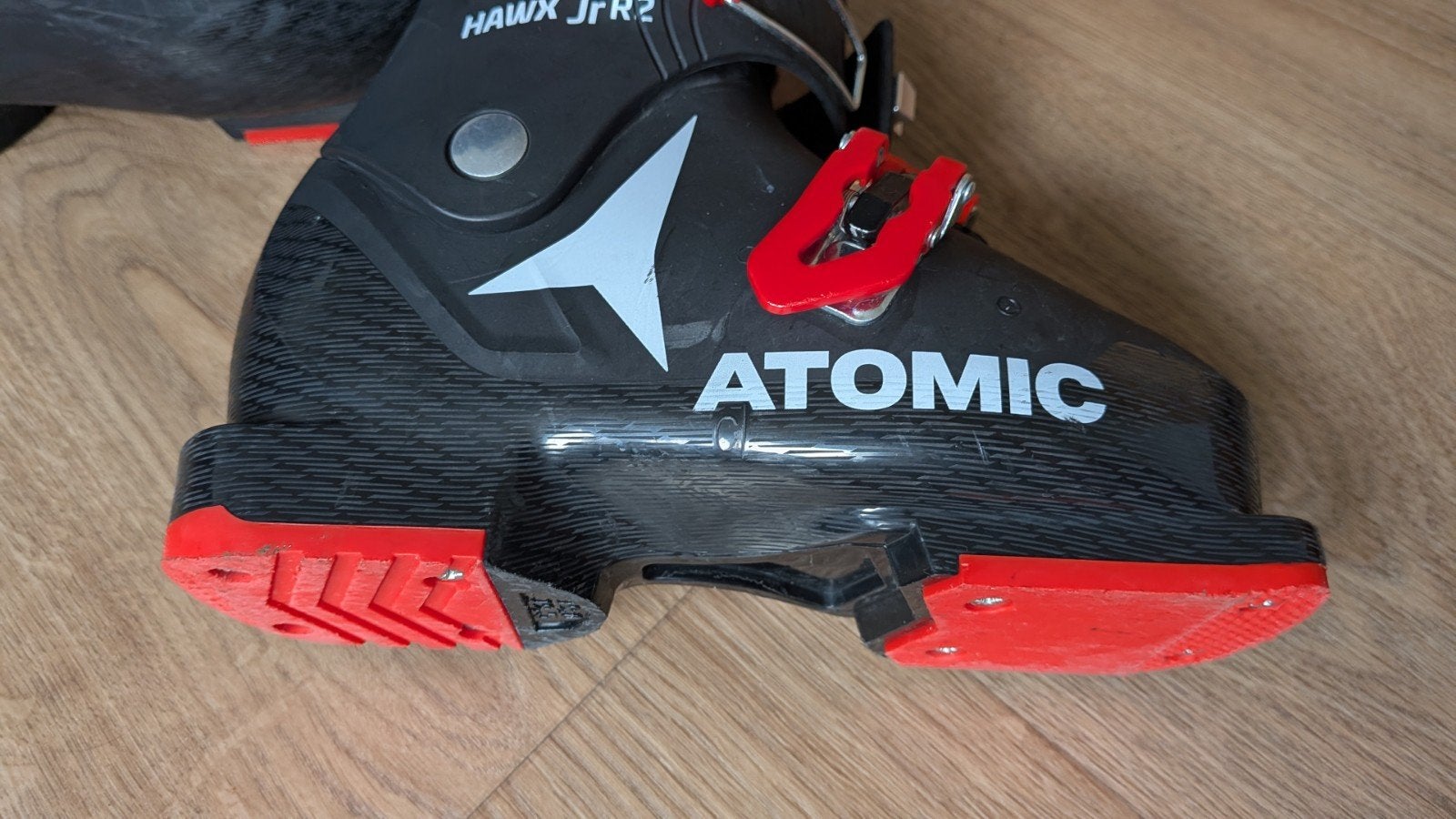 Atomic skischoenen kind maat 19/19.5 (237 mm), Sport en Fitness, 100 tot 140 cm, Schoenen, Ophalen of Verzenden, Zo goed als nieuw