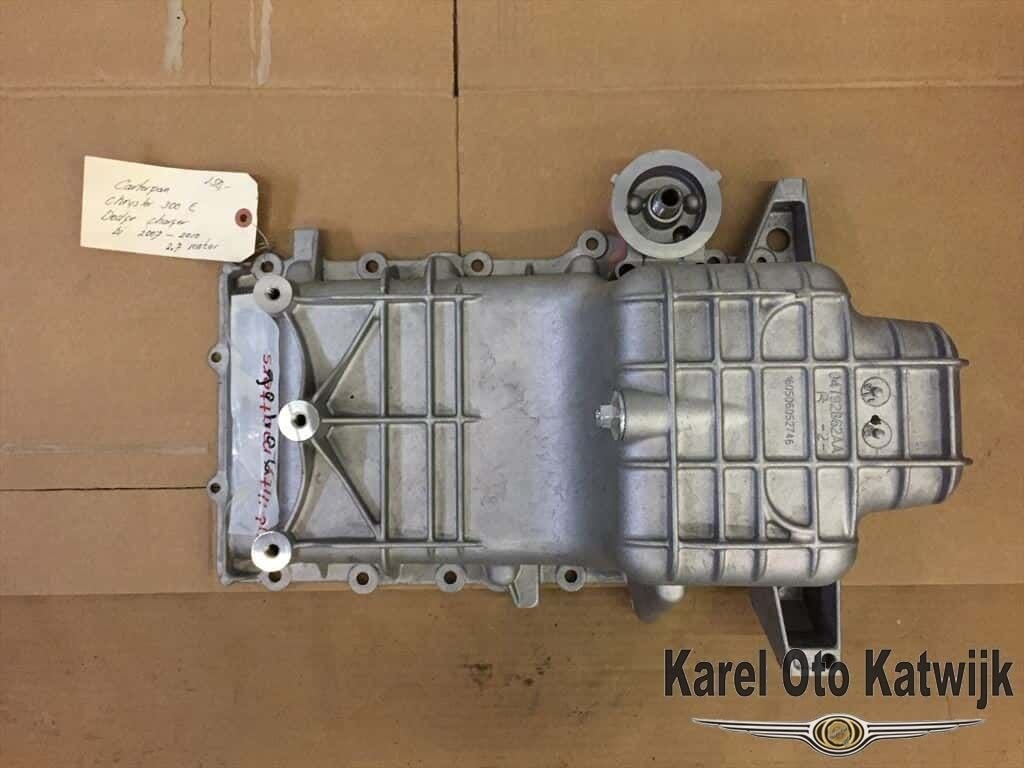 Carterpan Chrysler 300C, Dodge Charger 2007-2010 2.7 motor, Gebruikt, -, -, Ophalen of Verzenden