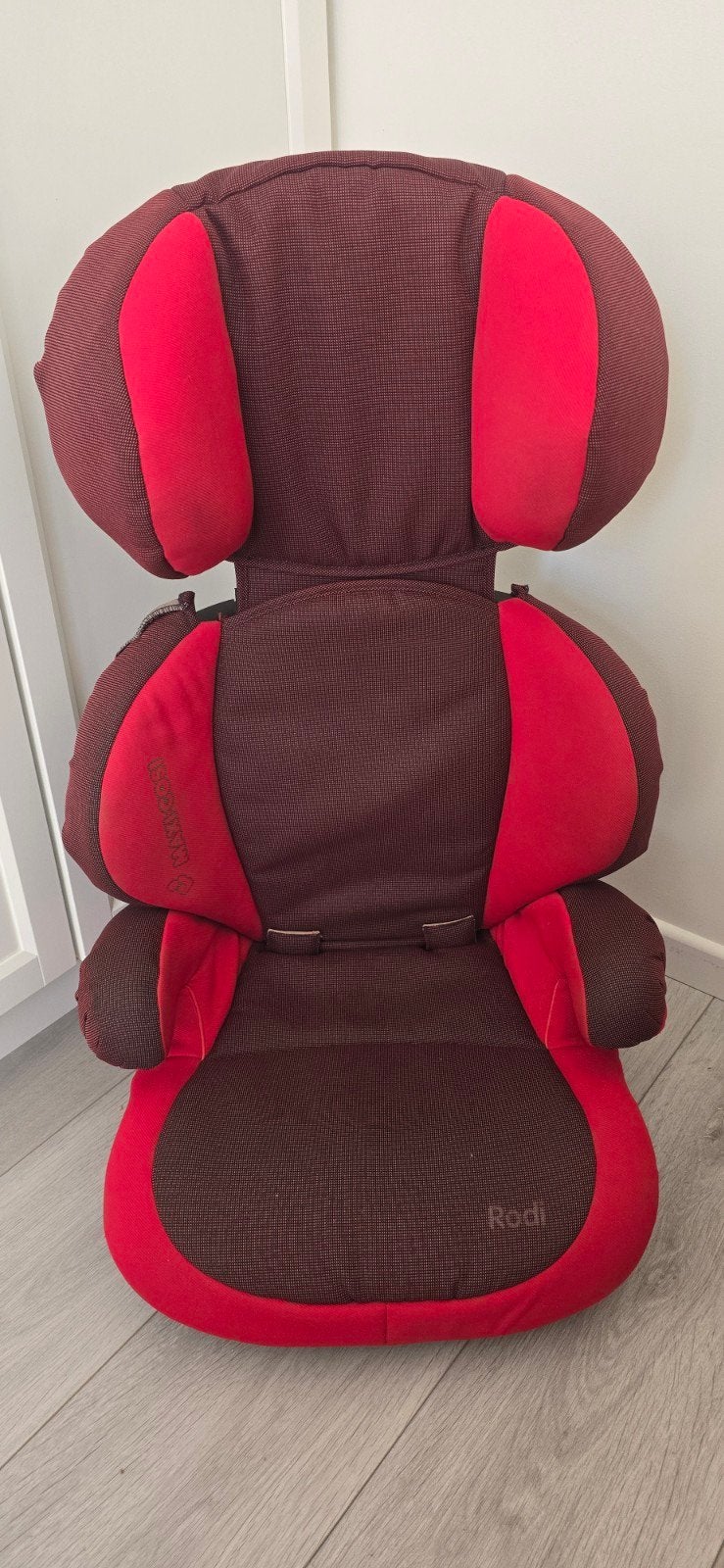 Maxi Cosi Rodi - Autostoeltje Rood, Ophalen, Autogordel, 15 t/m 36 kg, Zijbescherming