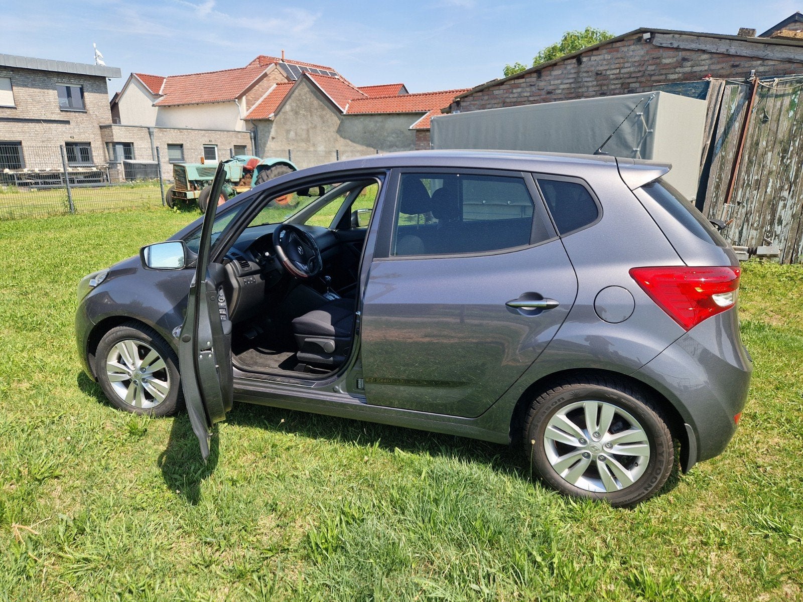 Hyundai iX20 1.6 Cvvt AUT 2011 Grijs, 1169 kg, 1591 cc, 4 cilinders, Origineel Nederlands