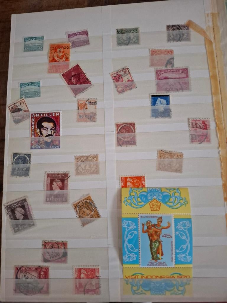 Postzegel verzameling, Ophalen, Nederland