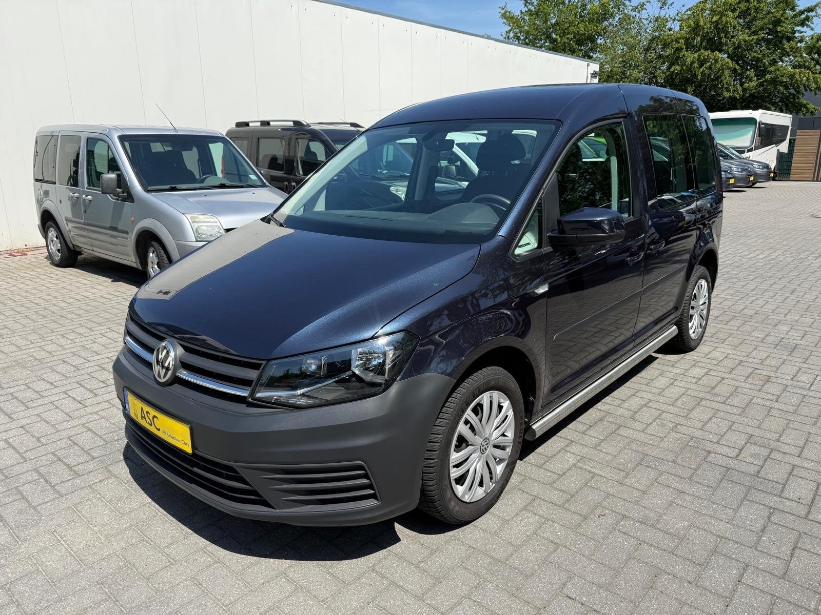 Volkswagen Caddy 1.4 TSI Rolstoelauto Rolstoel voorin - Zelf, Dealer onderhouden, 125 pk, Gebruikt, Met garantie (alle)