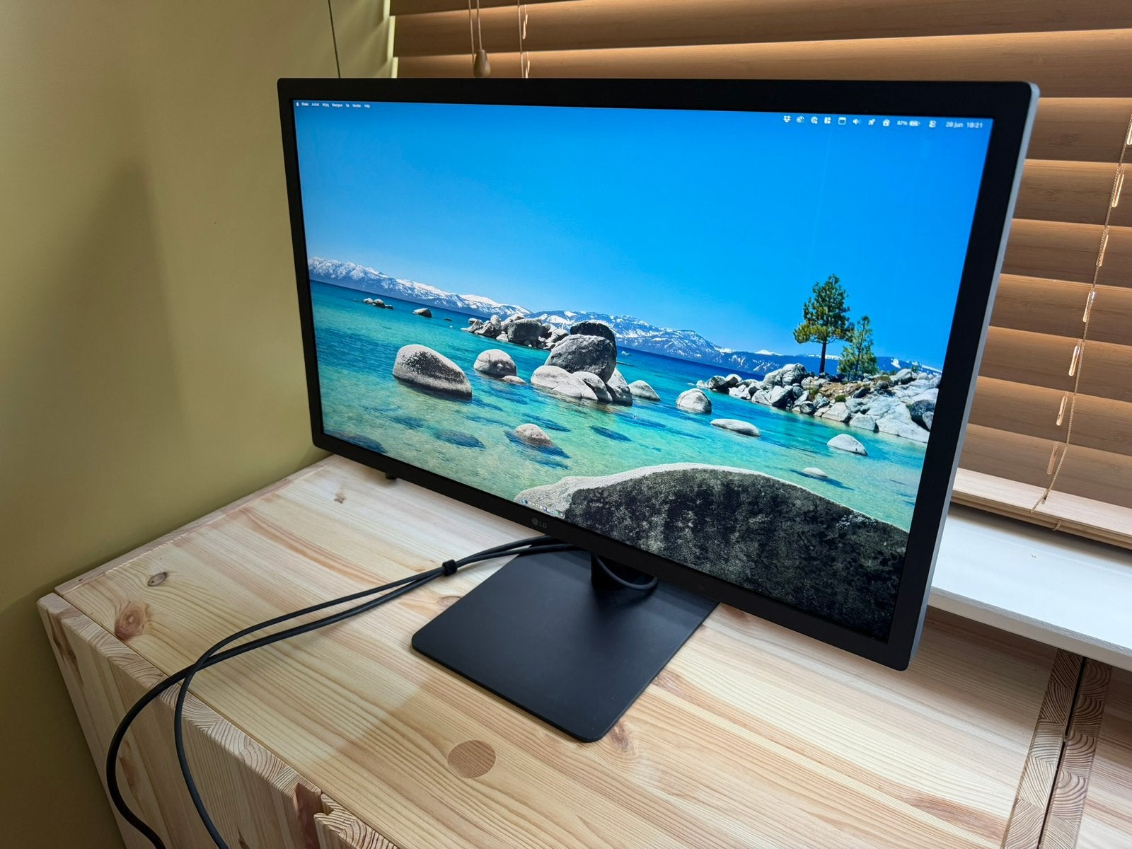 LG UltraFine Display 24-inch, Computers en Software, Ophalen, Gebruikt, IPS, Ultra HD (4K)
