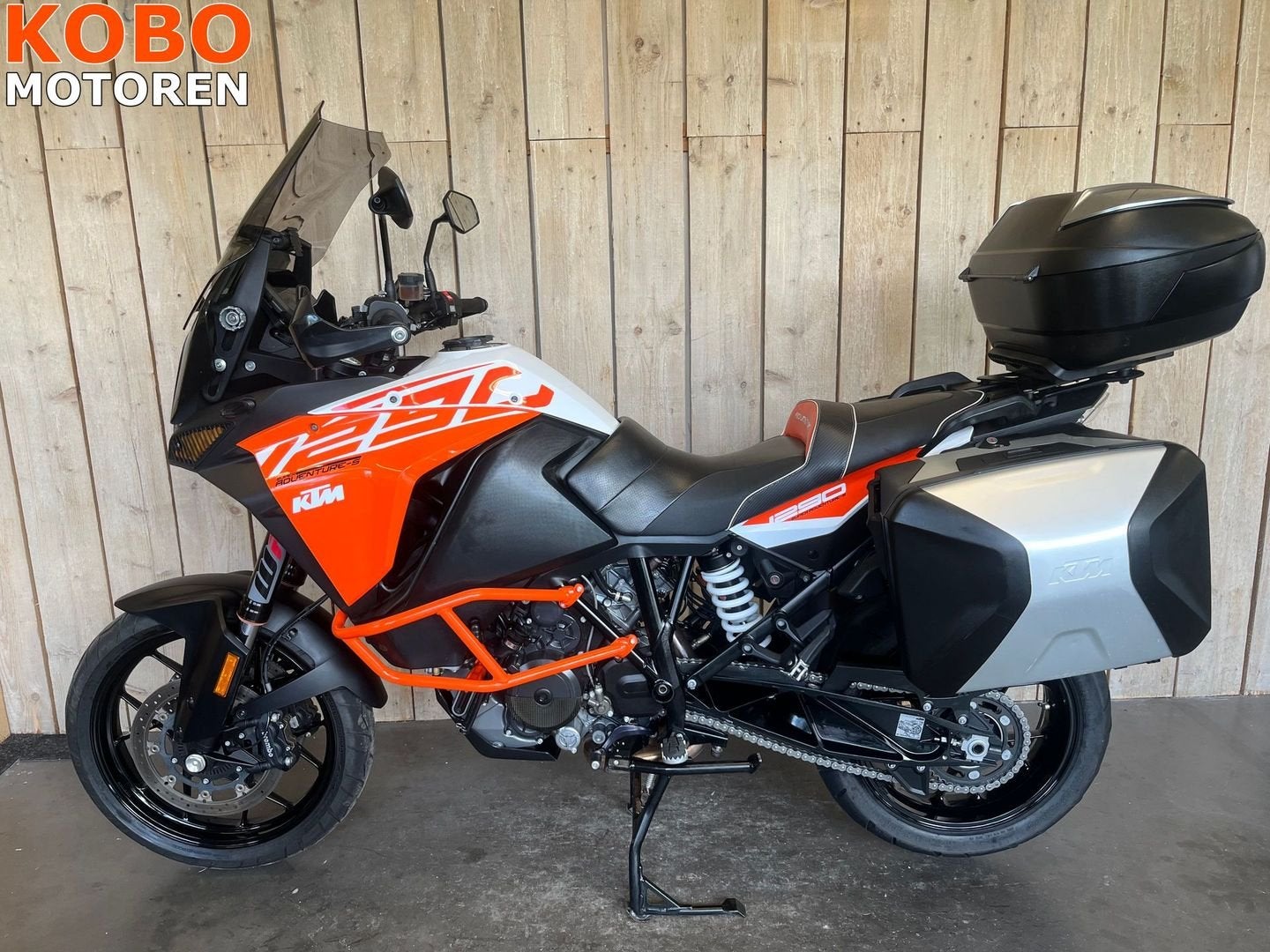 KTM KTM 1290 SUPER (bj 2017), 2 cilinders, KTM, Motorrijbewijs A, Bedrijf
