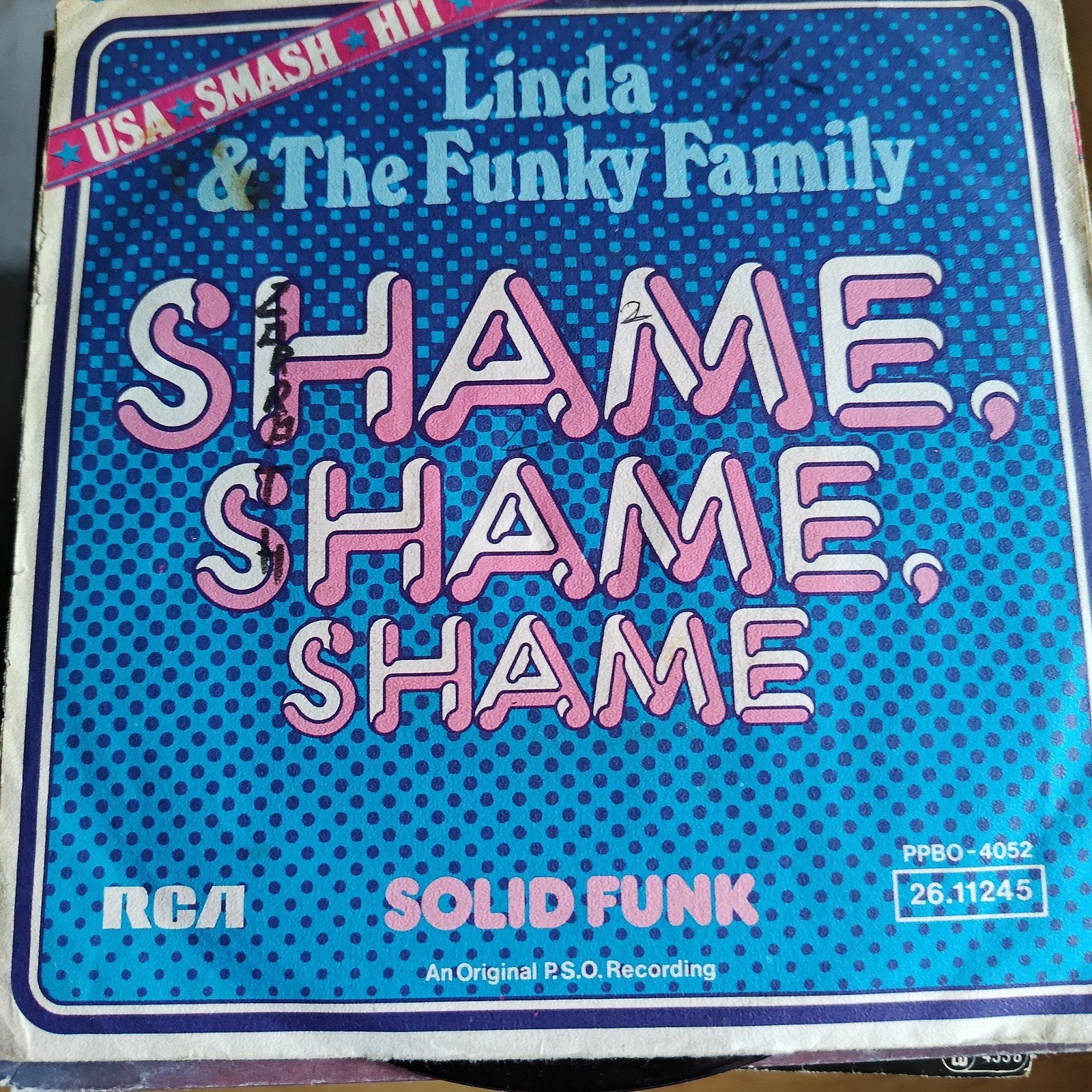 Linda & The Funky Family - Shame, Shame, Shame (Single), Ophalen of Verzenden