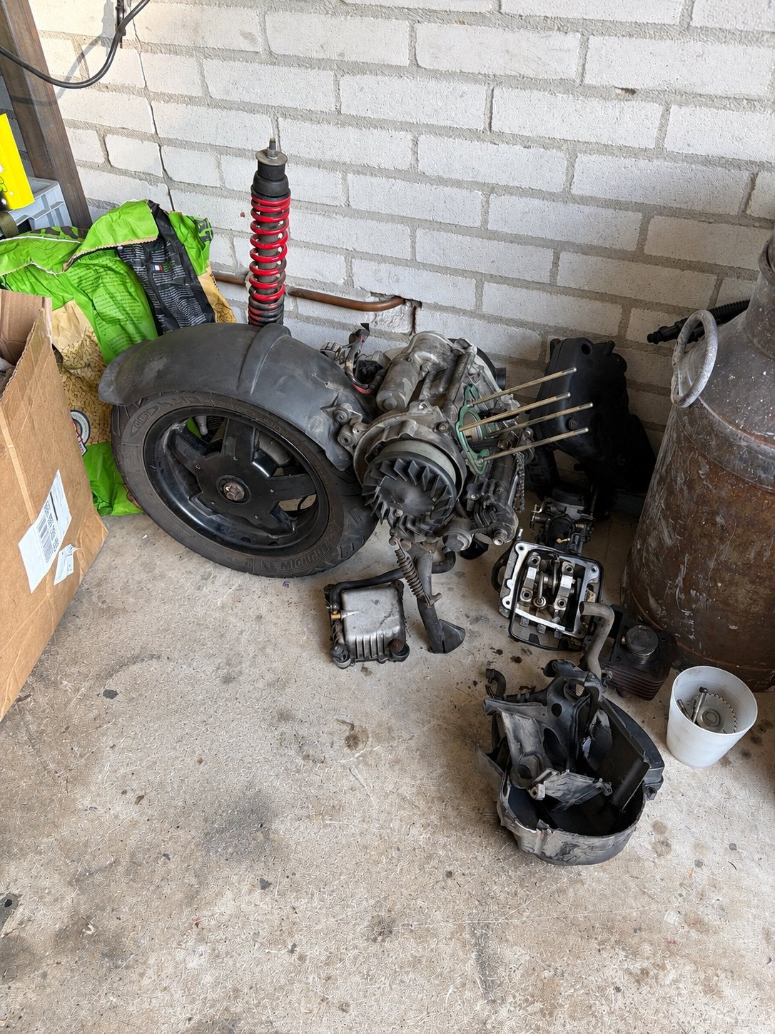 Vespa 4 takt blok 2 kleppen, Ophalen