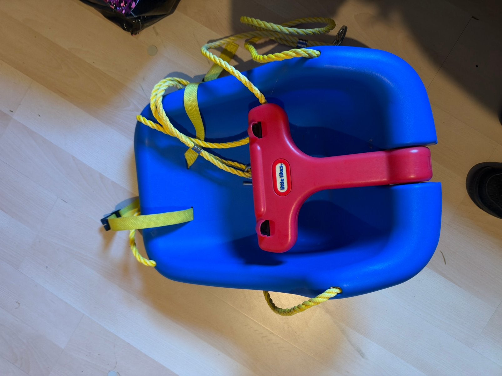 Schommel little tikes, Kinderen en Baby's, Ophalen, Zo goed als nieuw, Schommel