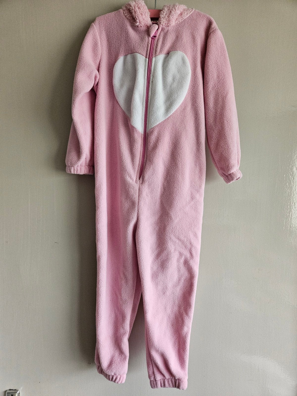 Roze onesie met hart en capuchon maat 98/104, Ophalen of Verzenden, Nieuw, Ready to Party, Meisje