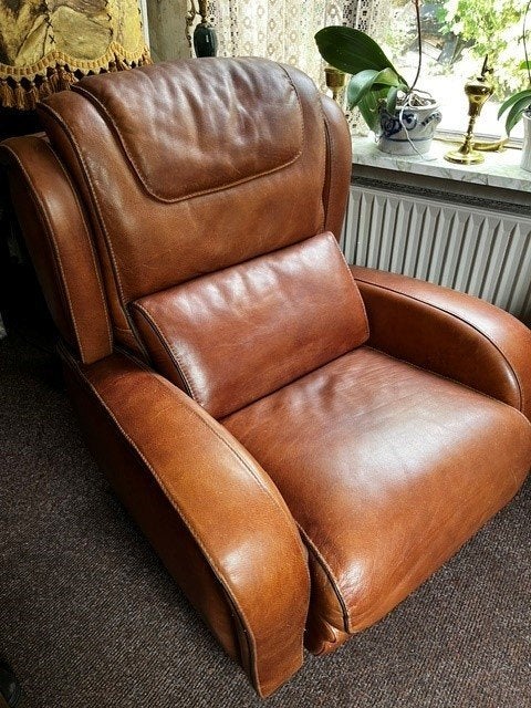 lederen fauteuil, Ophalen, 75 tot 100 cm, Zo goed als nieuw, Leer