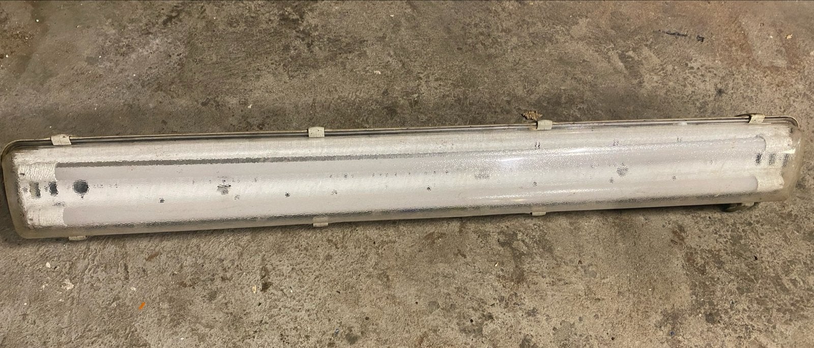 TL-armatuur waterdicht met LED buizen., Overige merken, Gebruikt, Waterbestendig, G13 (TL)