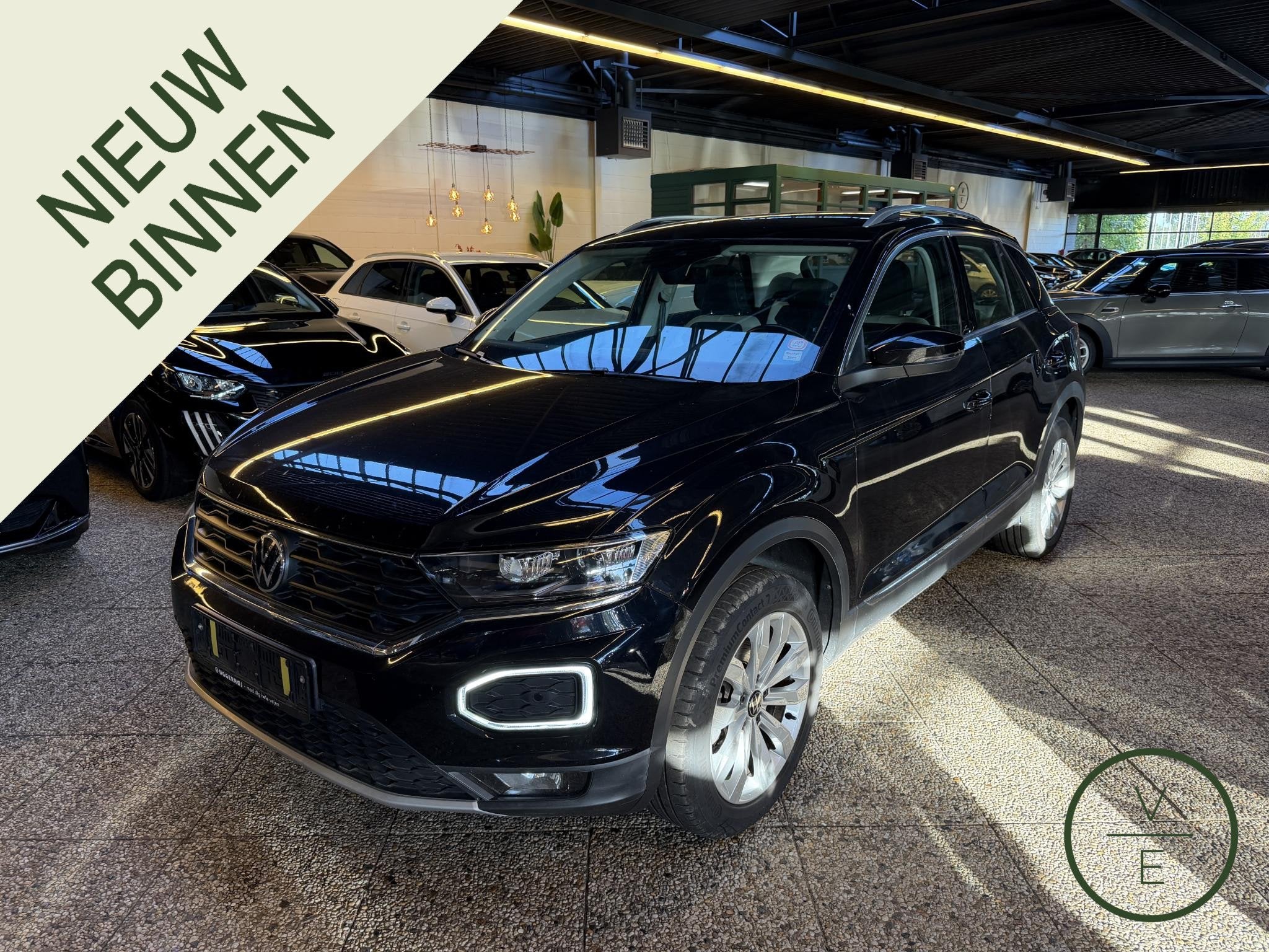 Volkswagen T-Roc 1.5 TSI Sport | DSG | Camera | Keyless | Vi, Auto's, Stof, 4 cilinders, 150 pk, Zwart