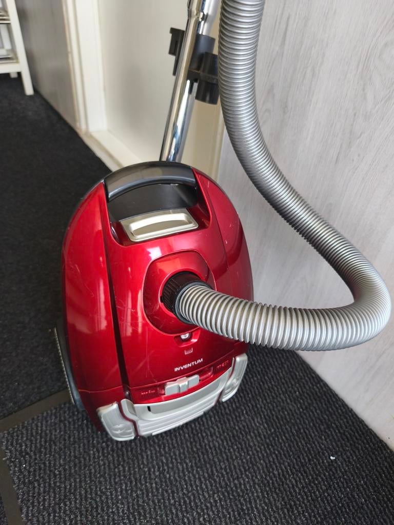 Inventum stofzuiger (700 watt), Witgoed en Apparatuur, Ophalen, Gebruikt, Stofzak, Minder dan 1200 watt