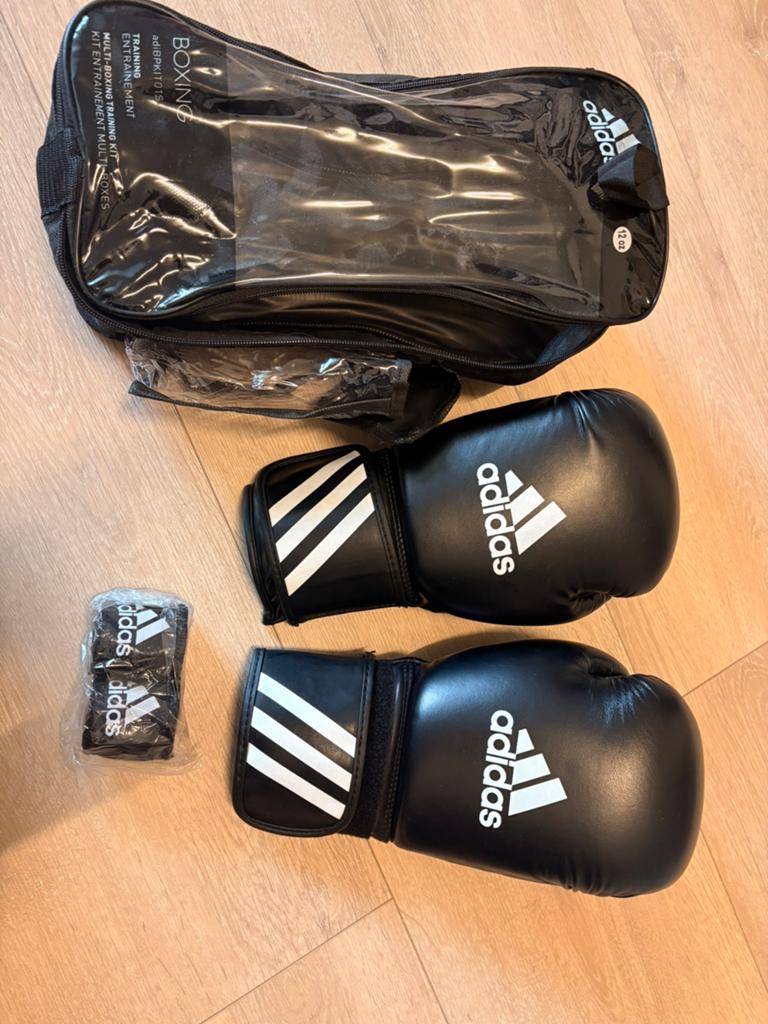 Adidas boks handschoenen bokshandschoenen maat 12oz, Maat M, Ophalen, Gebruikt, Overige