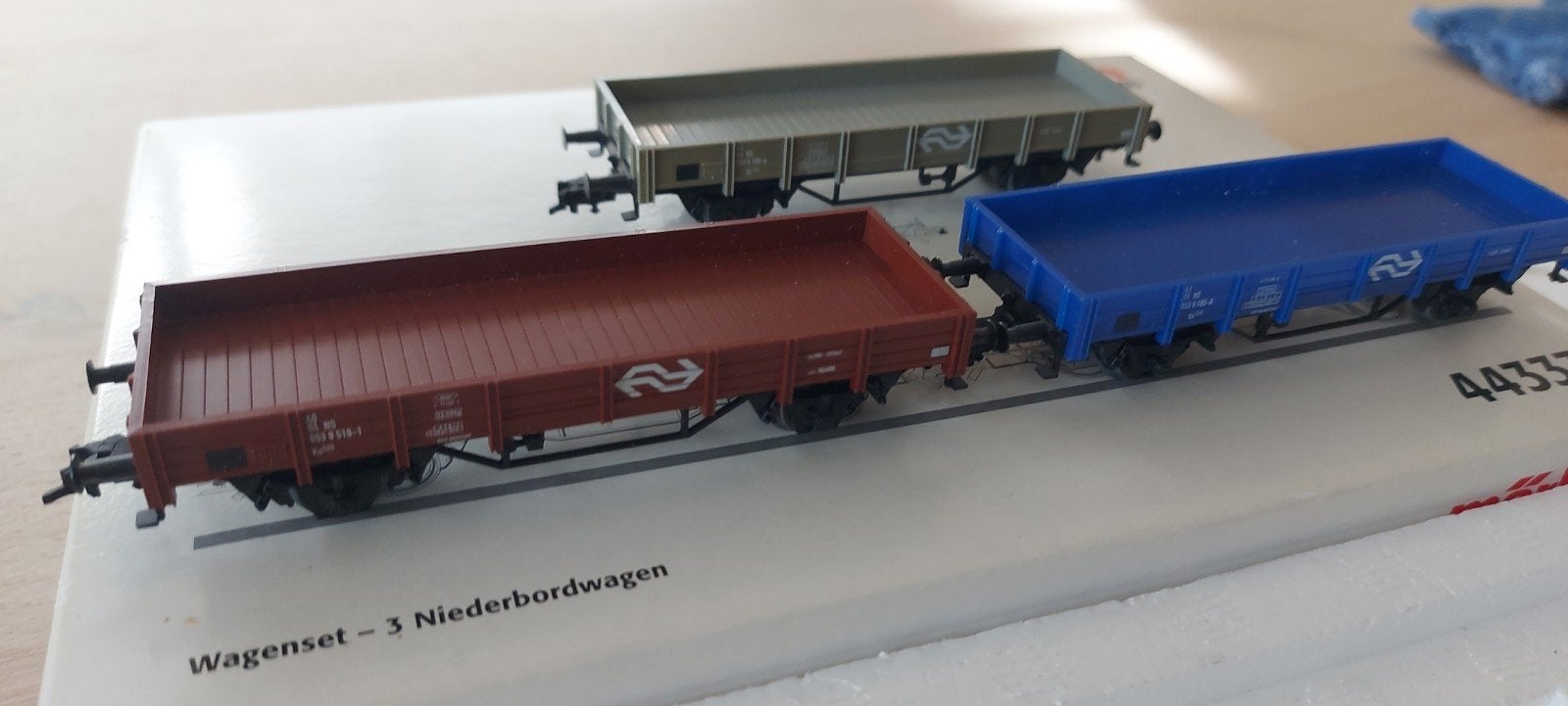 3 dlg Märklin NS lageboordwagenset artnr 42333 in ovp, Hobby en Vrije tijd, Modeltreinen | H0, Arnold, Gelijkstroom, Wagon, Ophalen of Verzenden